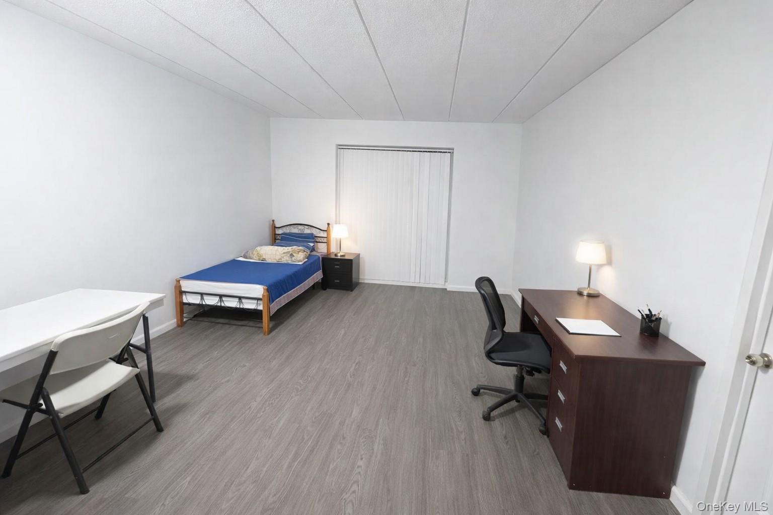 143-50 Barclay Avenue # 4th FL, Flushing, NY 11355