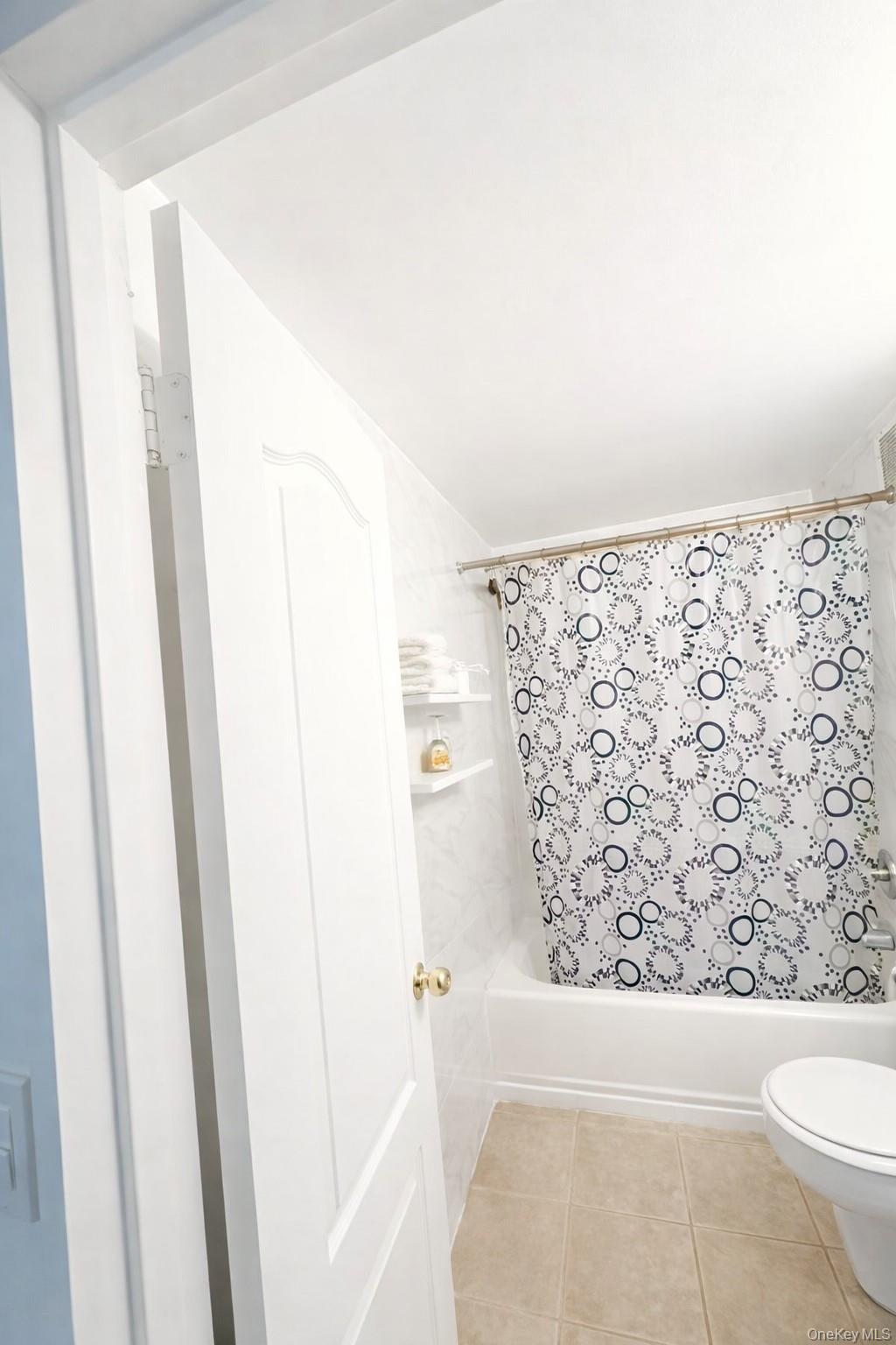 143-50 Barclay Avenue # 4th FL, Flushing, NY 11355