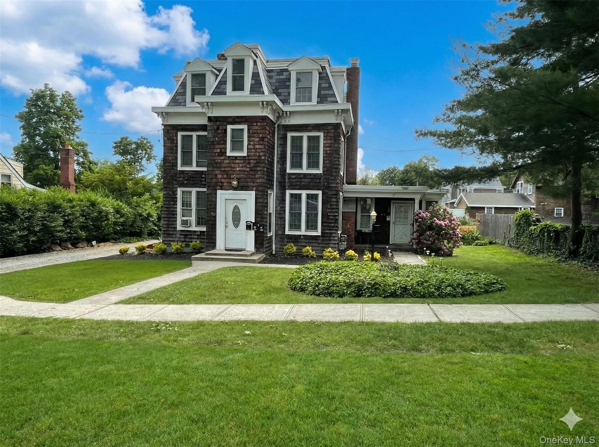 74 Prospect Street # 1N, Huntington, NY 11743