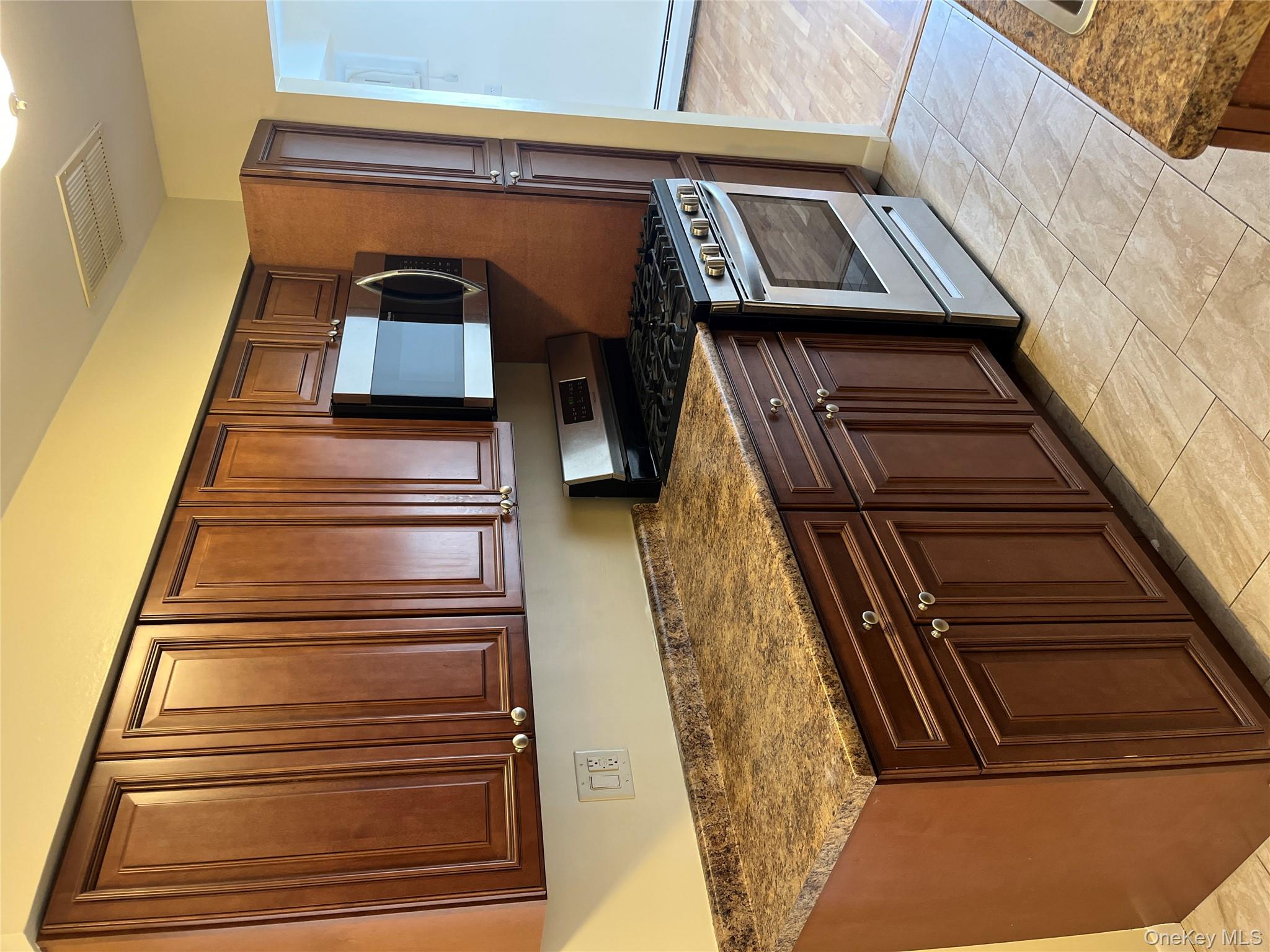 11 Brevoort Drive # 2B, Pomona, NY 10970