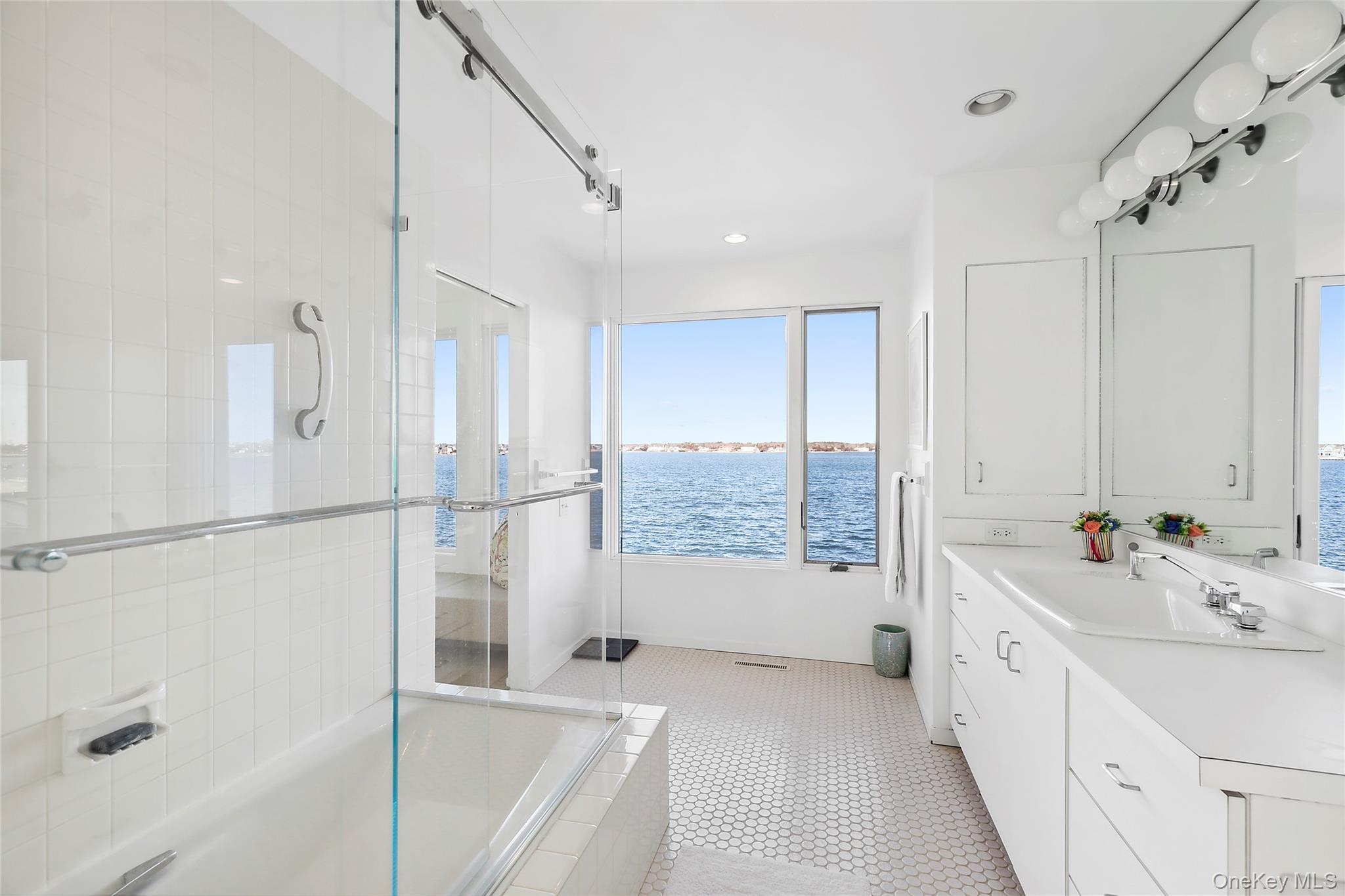 32 Dune, Westhampton Beach, NY 11978