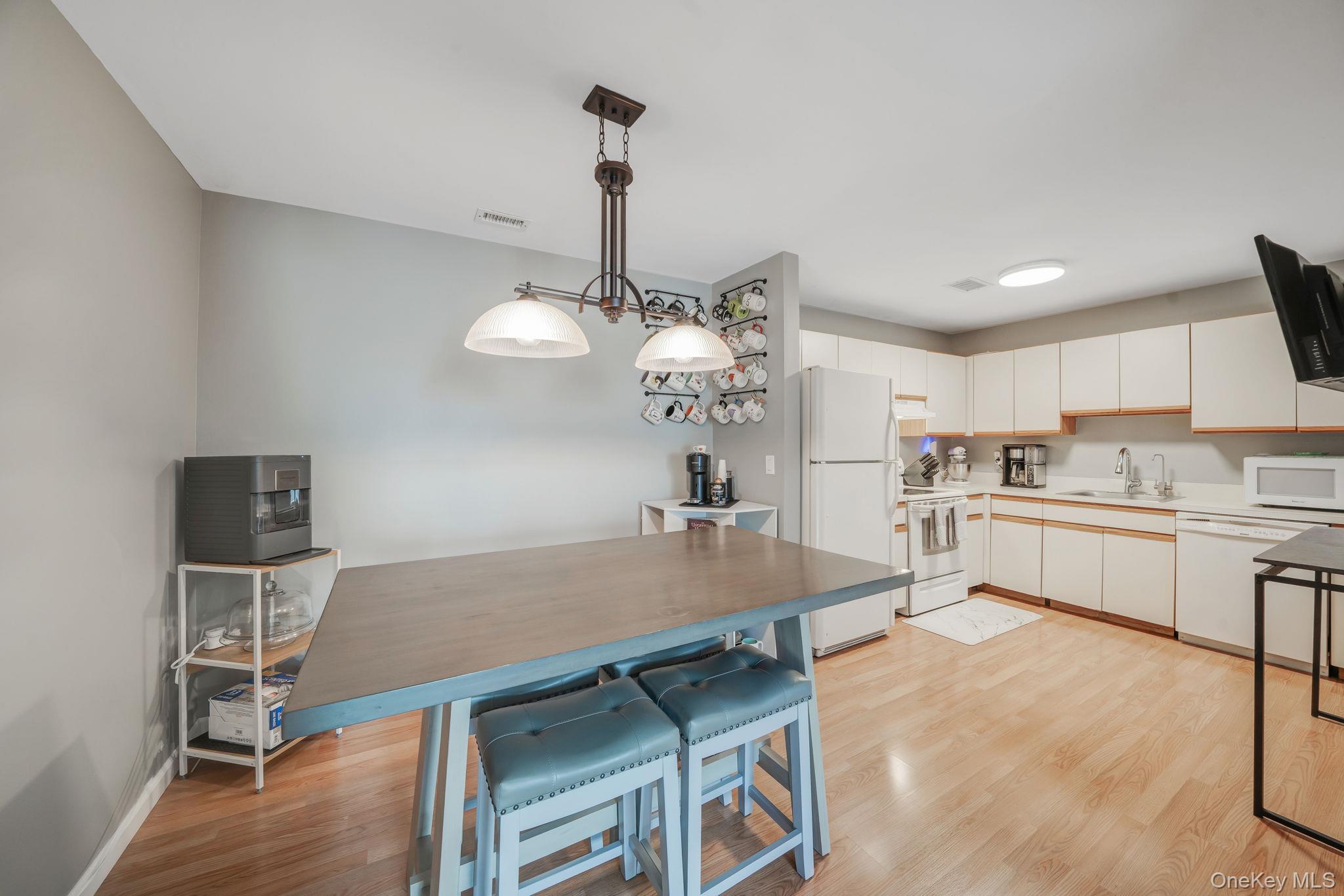 852 Skyline Drive, Coram, NY 11727