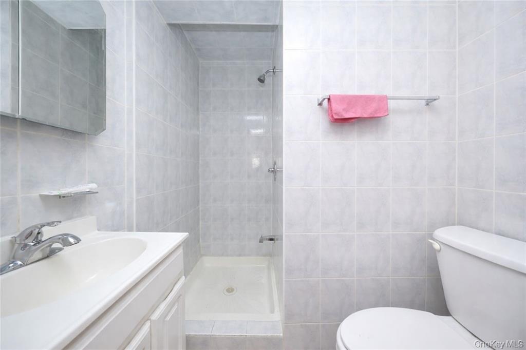 1953 E 28th Street, Brooklyn, NY 11229