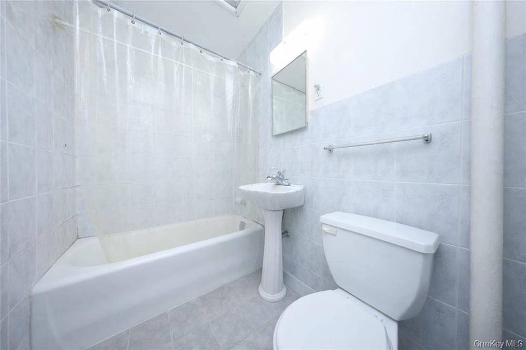 1953 E 28th Street, Brooklyn, NY 11229