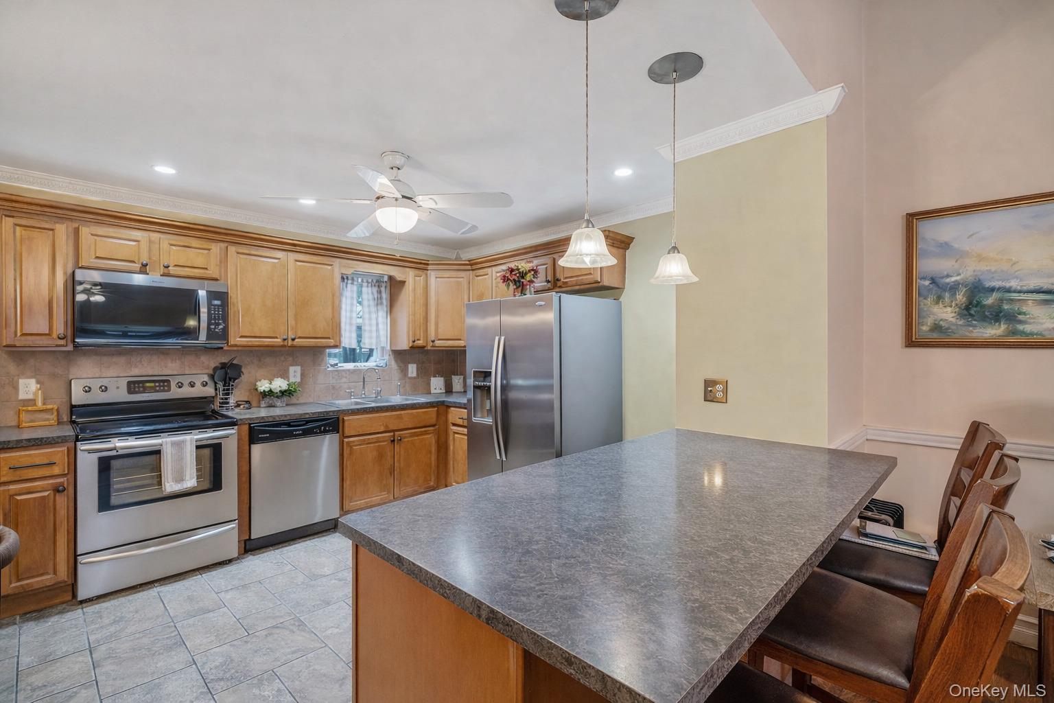 7 Poinsetta Avenue, Middle Island, NY 11953