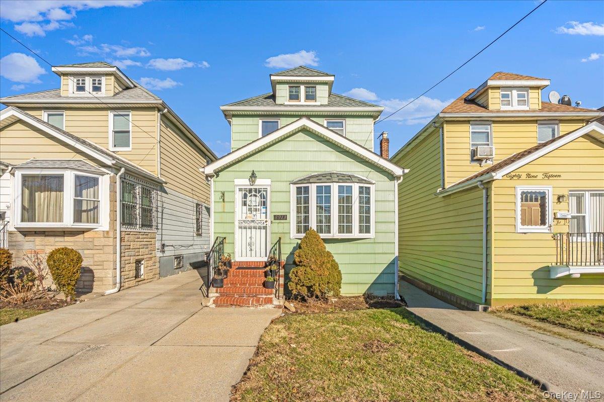 8913 213th Street, Queens Village, NY 11427