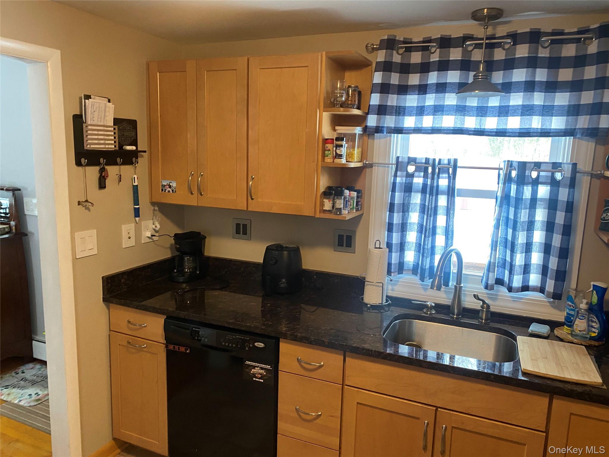 34 Ambassador Lane, Newburgh, NY 12550