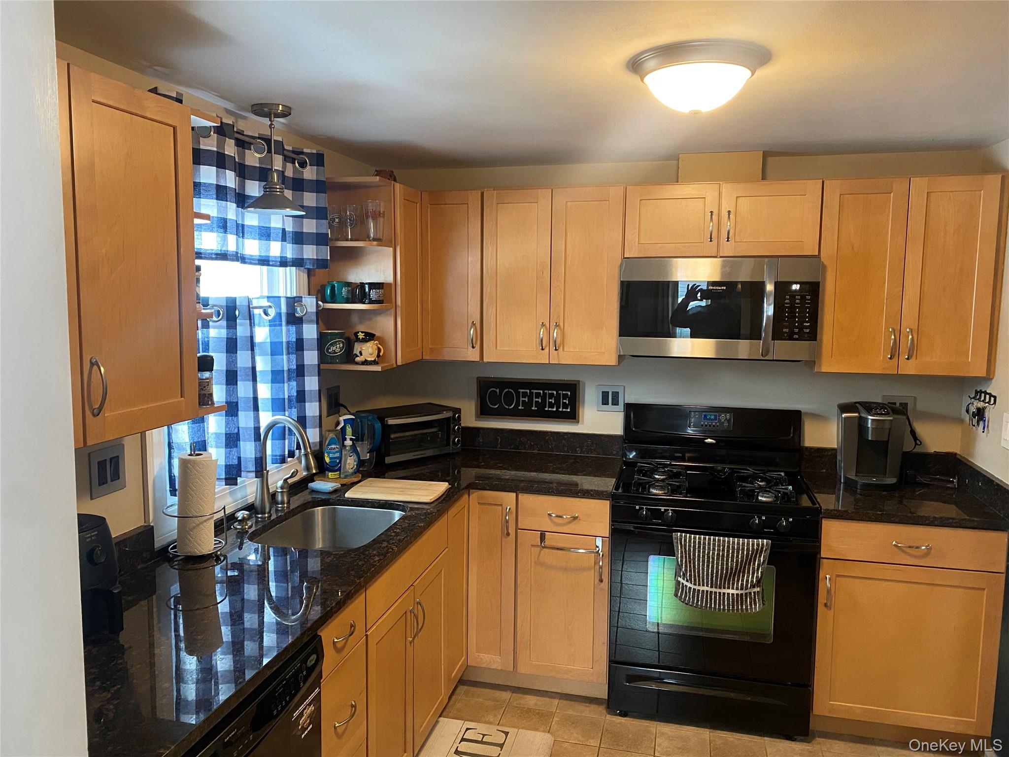 34 Ambassador Lane, Newburgh, NY 12550