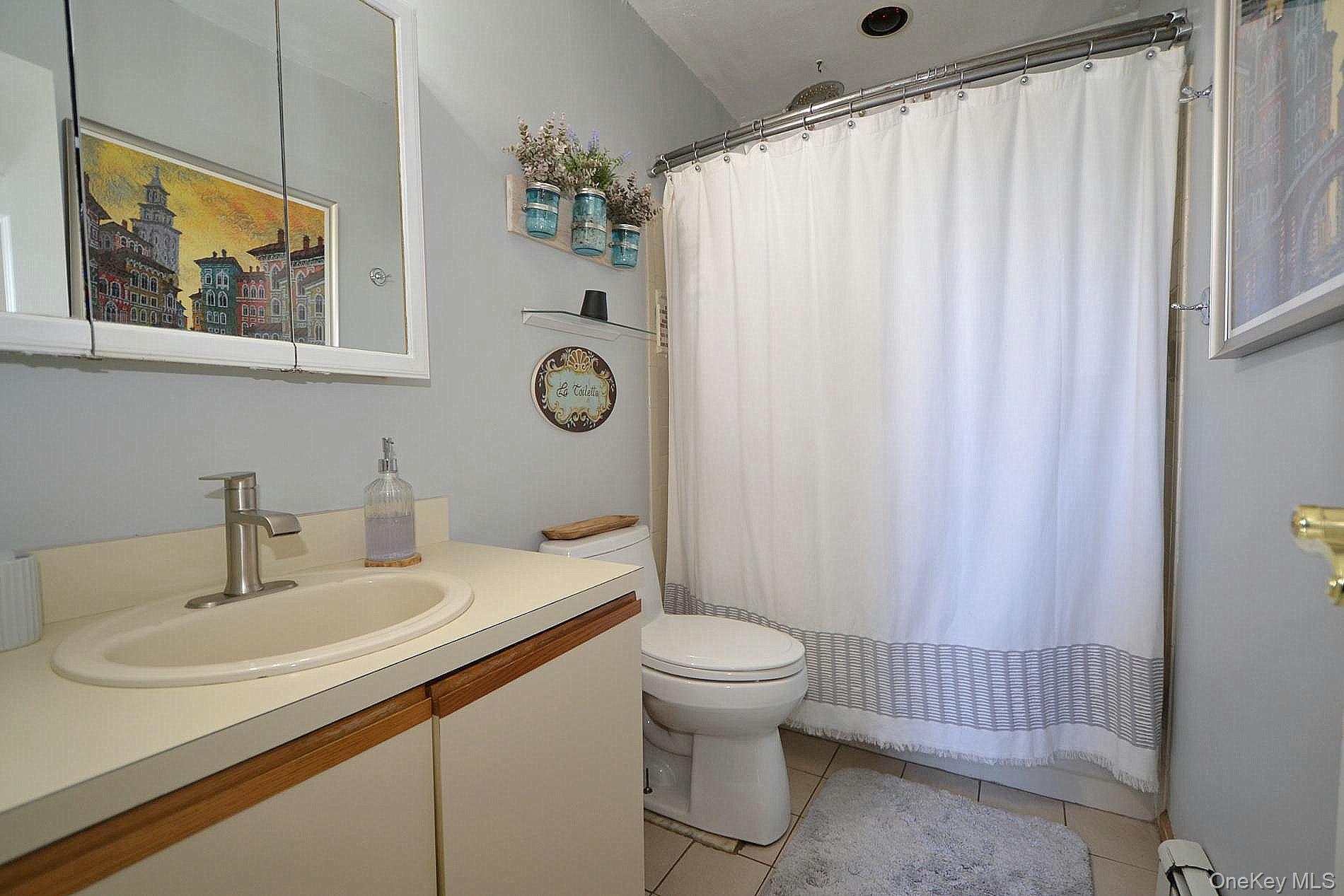 263 N Bicycle Path, Selden, NY 11784