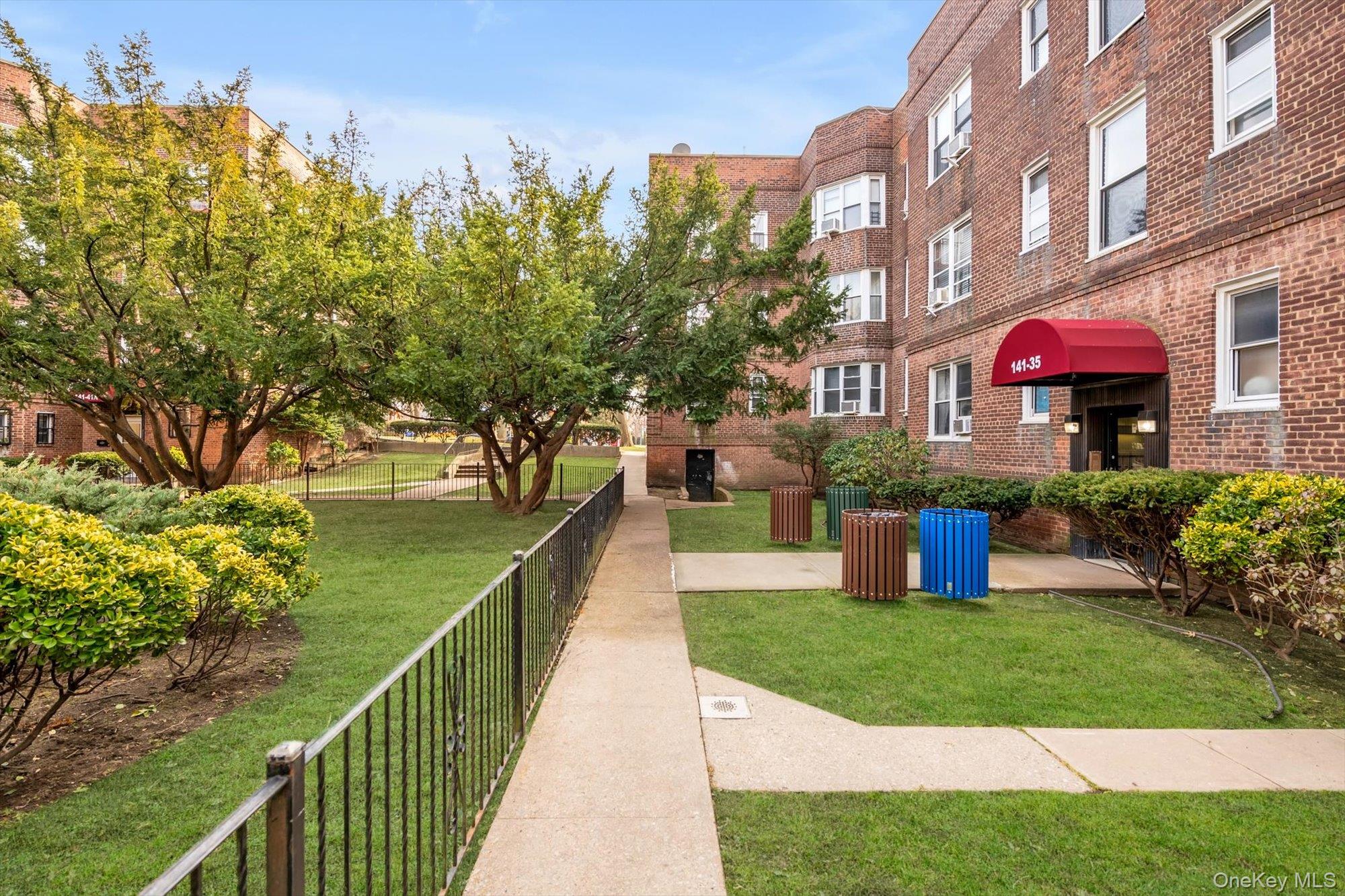 141-37 Union Turnpike # 2-O, Flushing, NY 11367