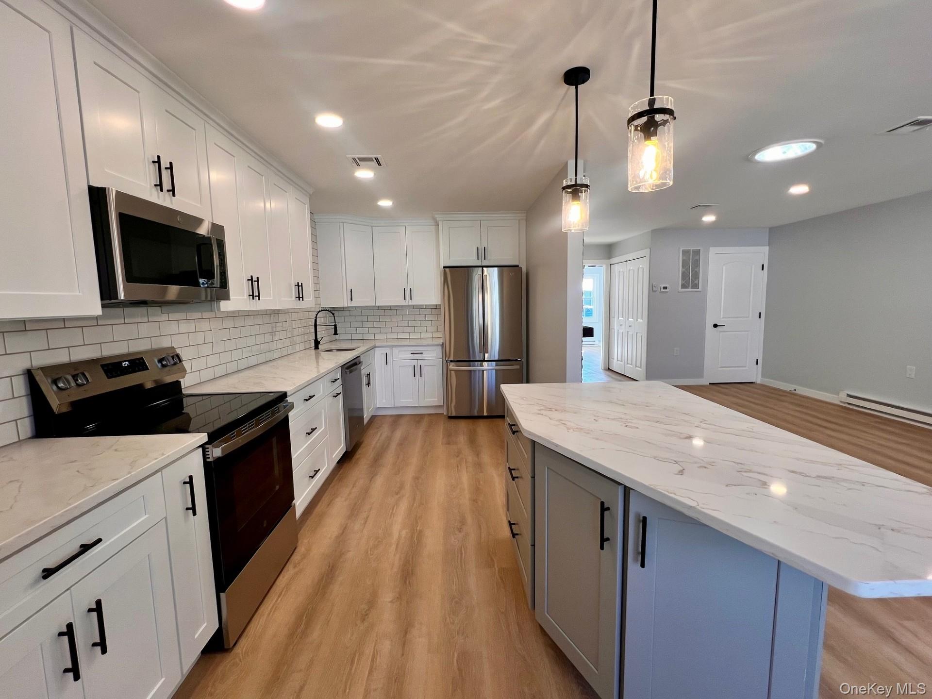 278B Berwick Court # 278B, Ridge, NY 11961