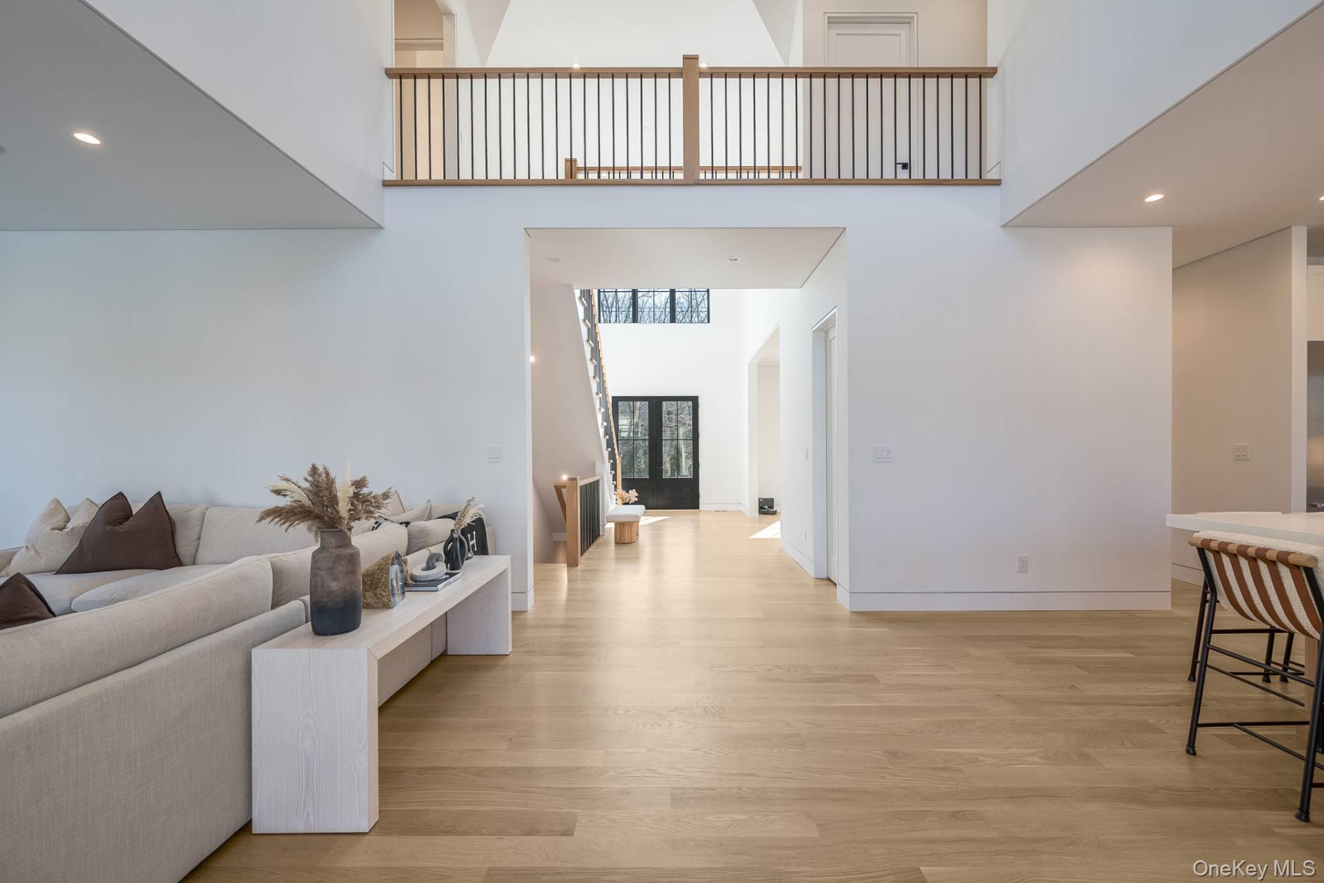 779 Noyack Road, Southampton, NY 11968