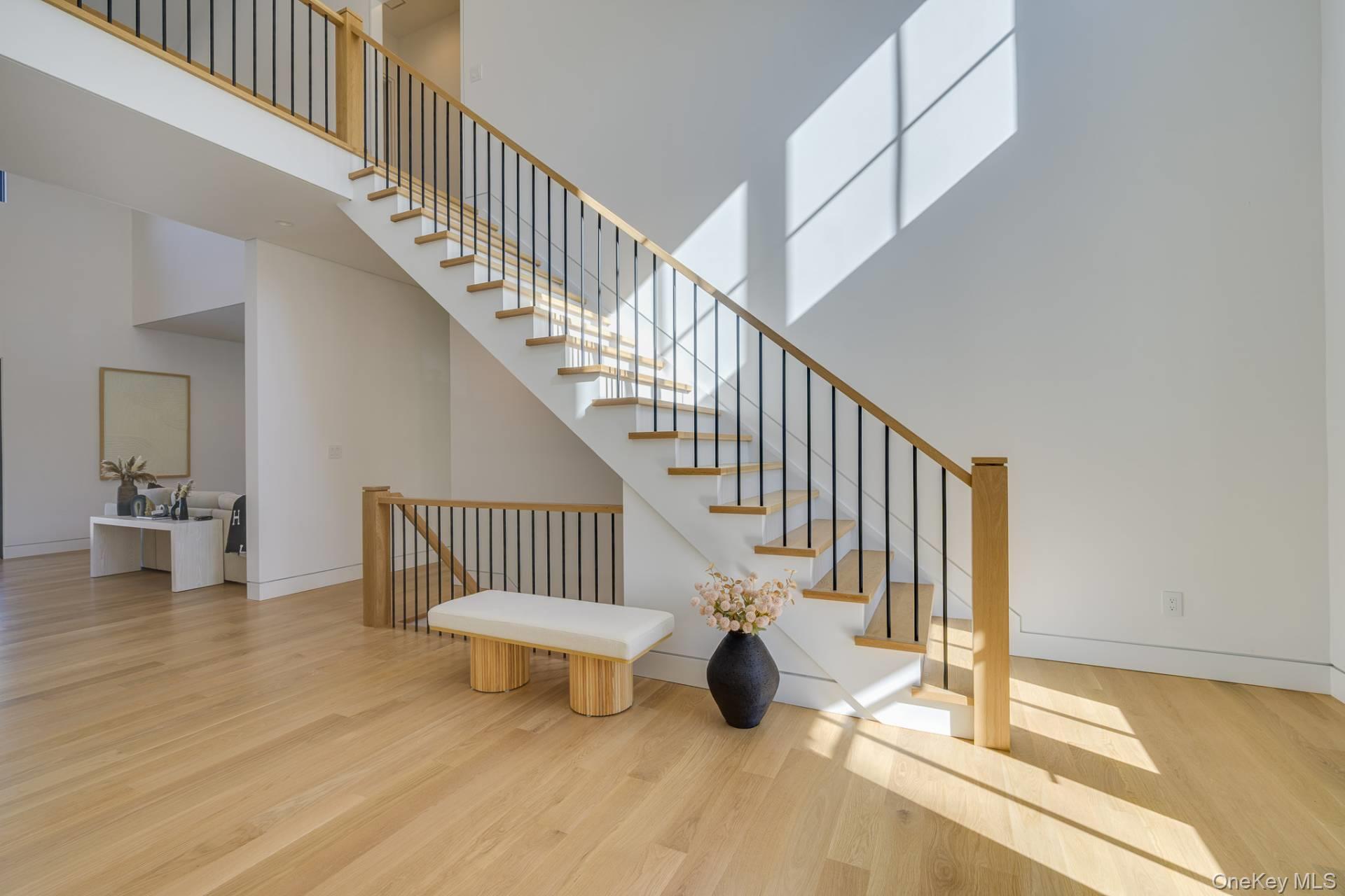 779 Noyack Road, Southampton, NY 11968