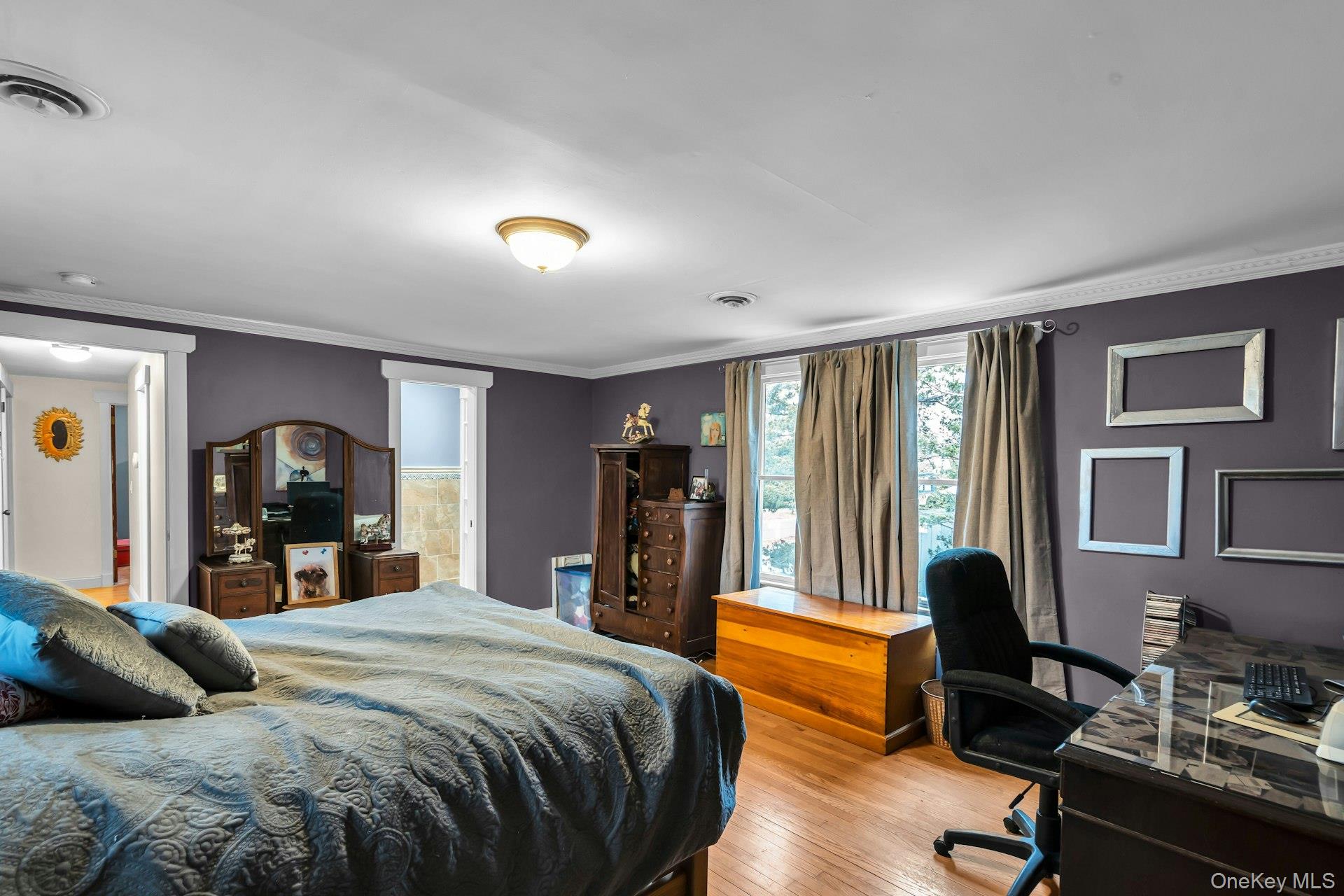 8 Ocean Avenue, Hampton Bays, NY 11946