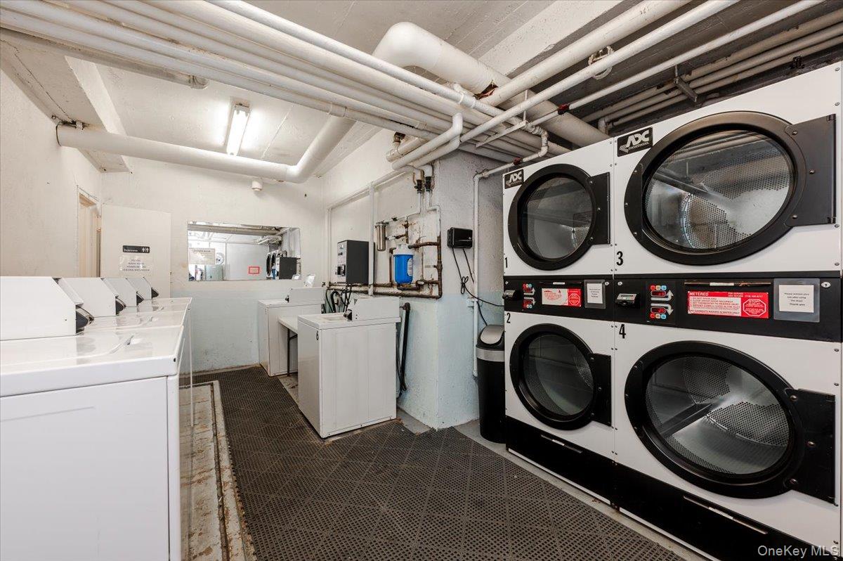 560 W Broadway # 1-H, Long Beach, NY 11561