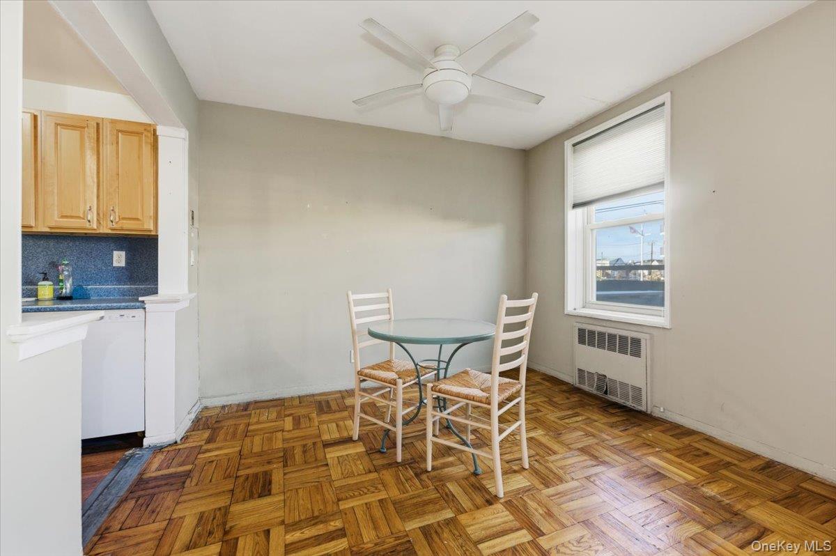 560 W Broadway # 1-H, Long Beach, NY 11561