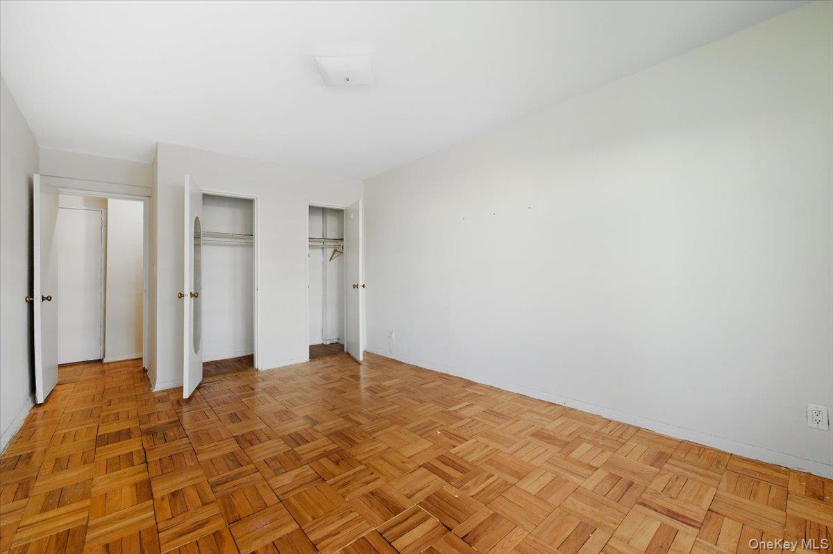 560 W Broadway # 1-H, Long Beach, NY 11561