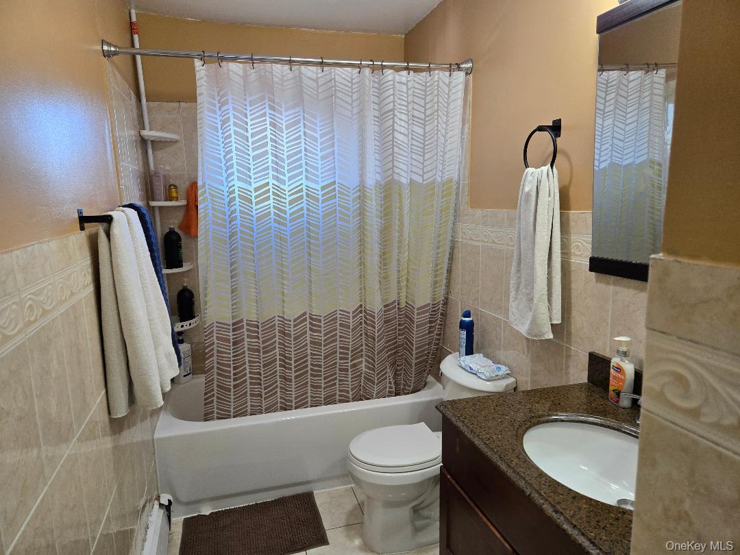 1005 Broadway, Westbury, NY 11590