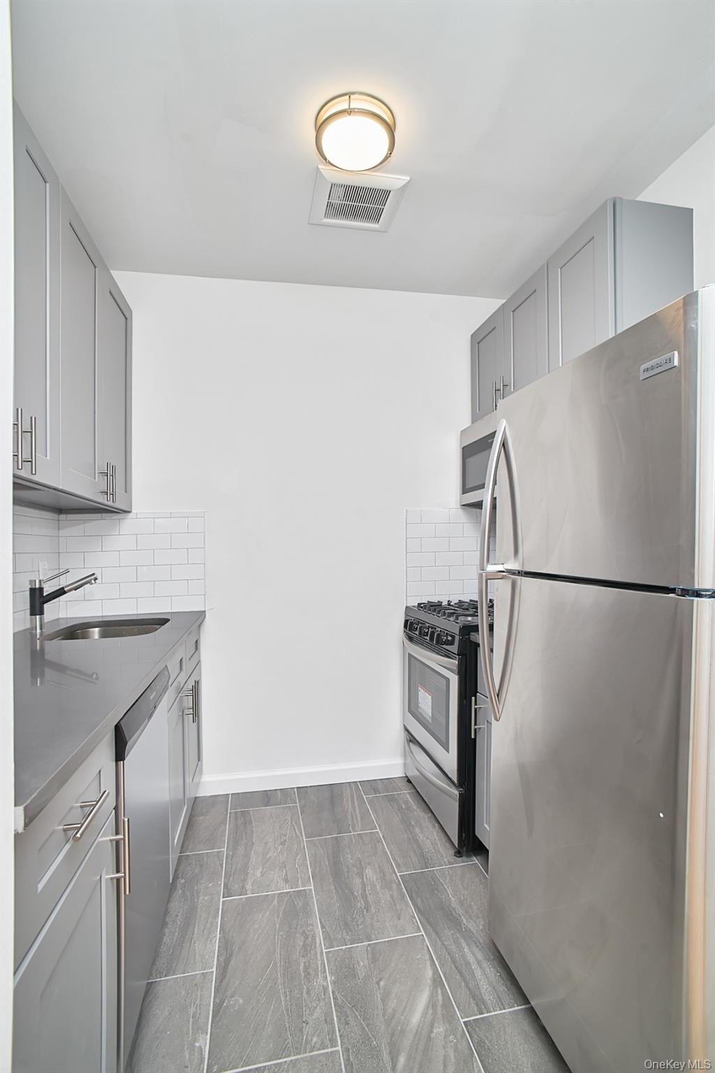 1069 Grant Avenue, Bronx, NY 10456