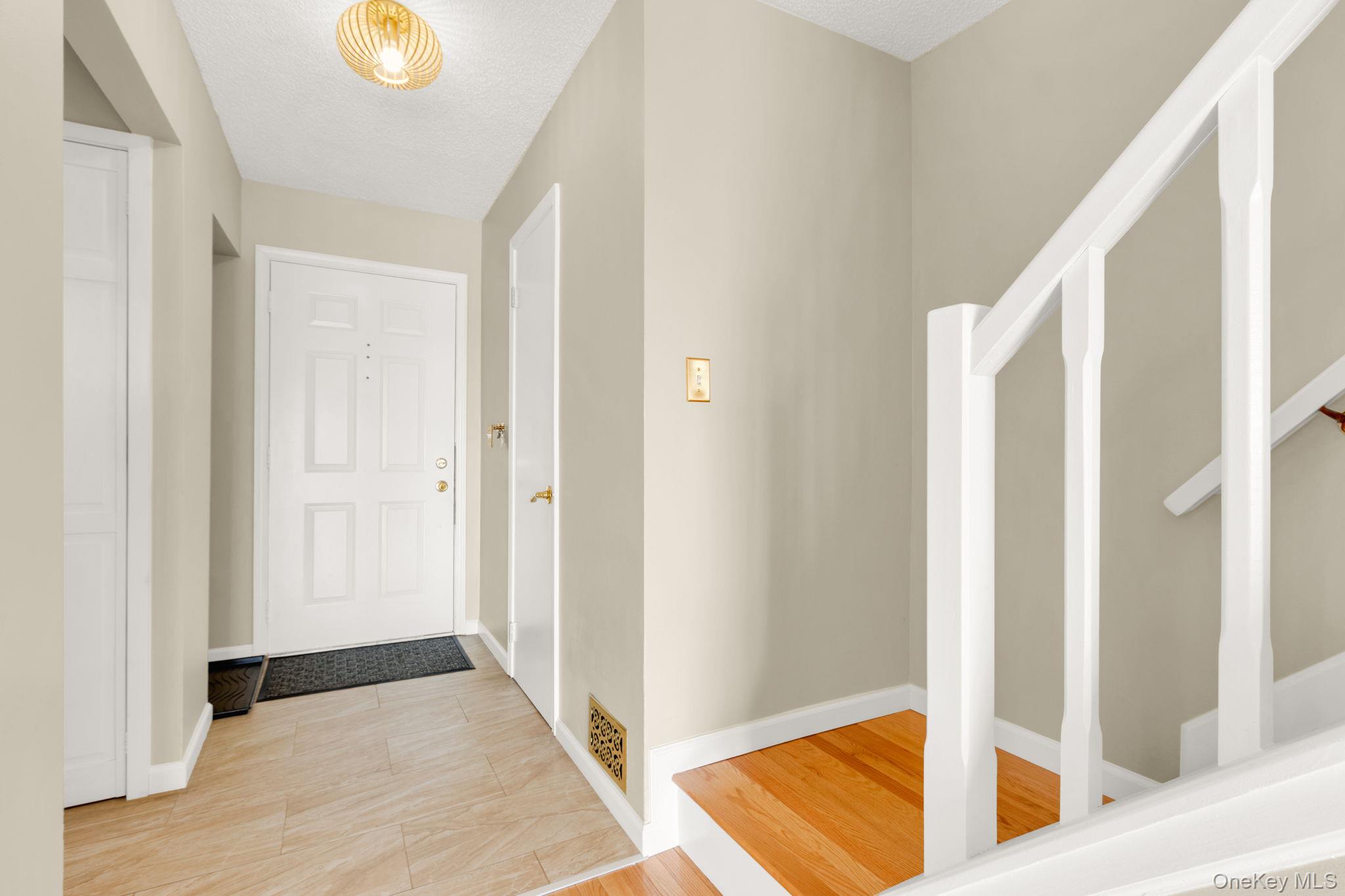 8 Cumberland Court, Peekskill, NY 10566