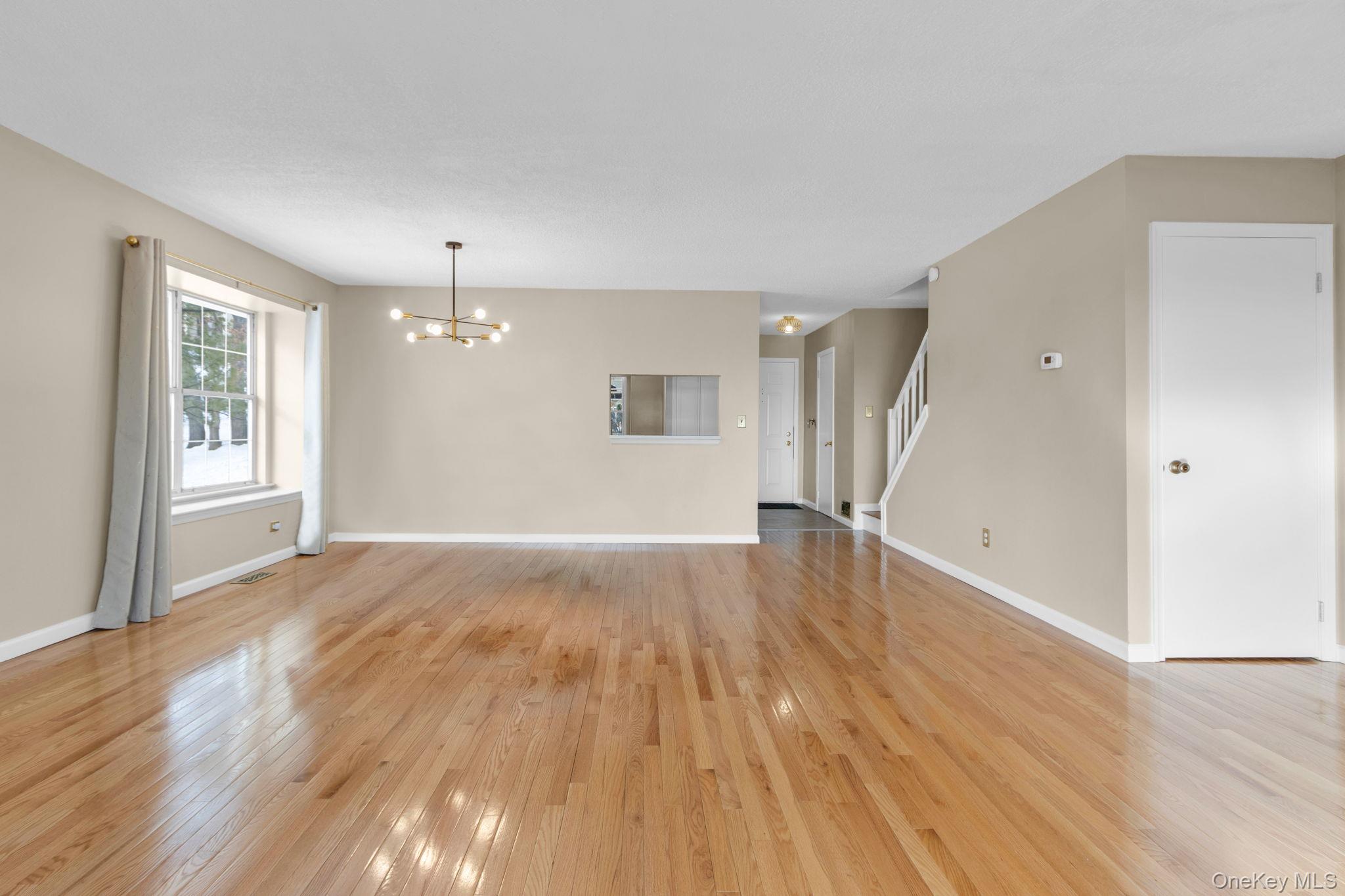 8 Cumberland Court, Peekskill, NY 10566