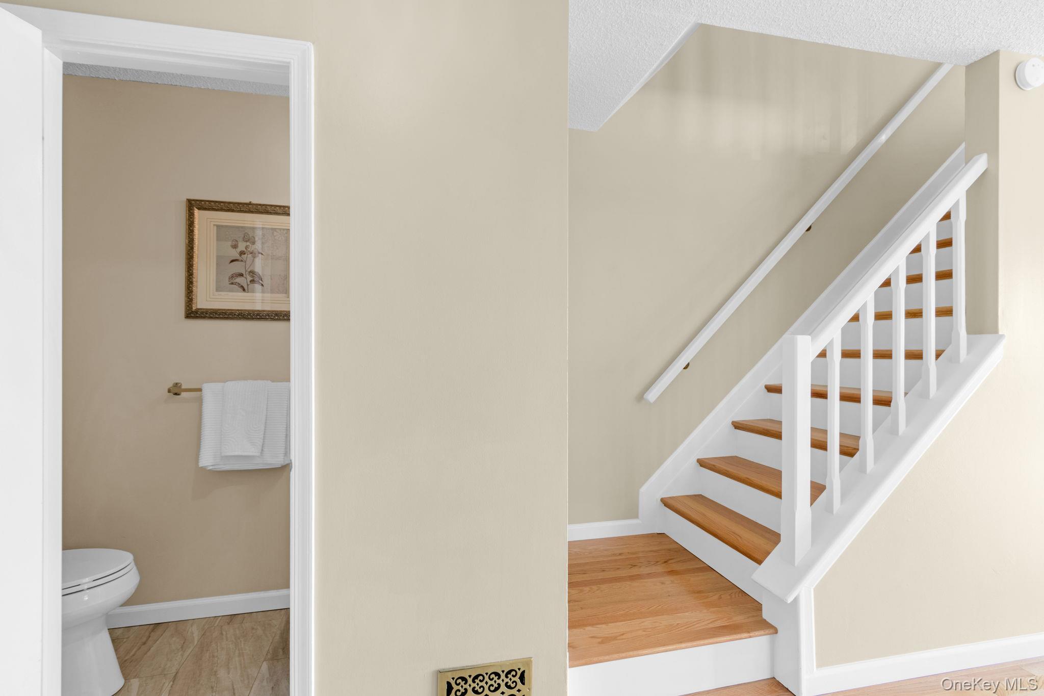 8 Cumberland Court, Peekskill, NY 10566