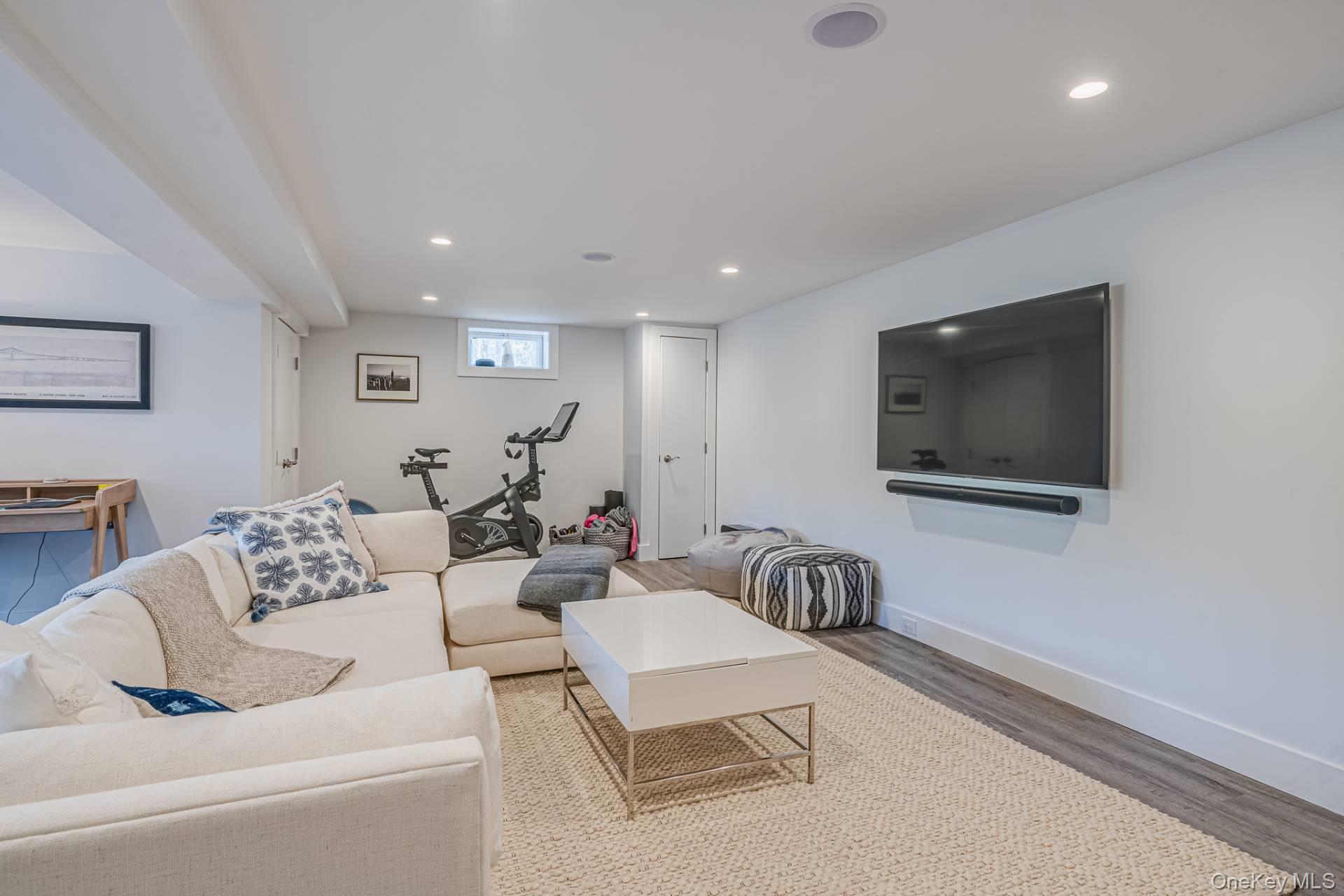 24 Brandywine Drive, Sag Harbor, NY 11963