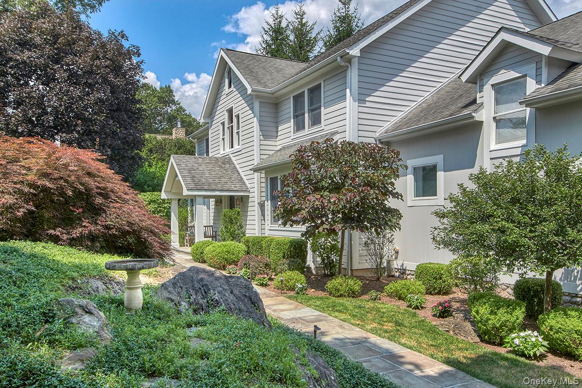 17 Byram Meadows Road, Chappaqua, NY 10514