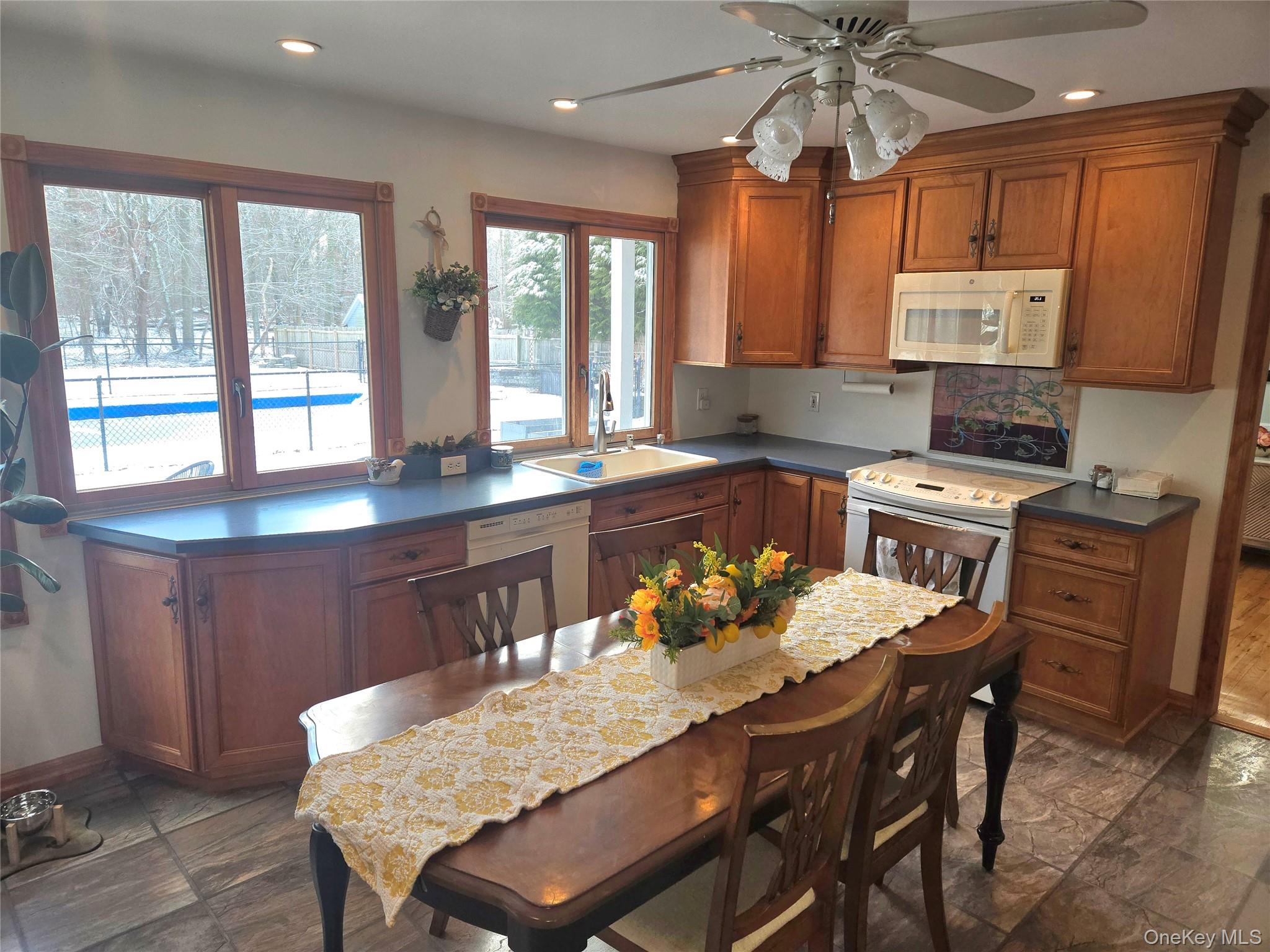 22 Rustic Road, Yaphank, NY 11980