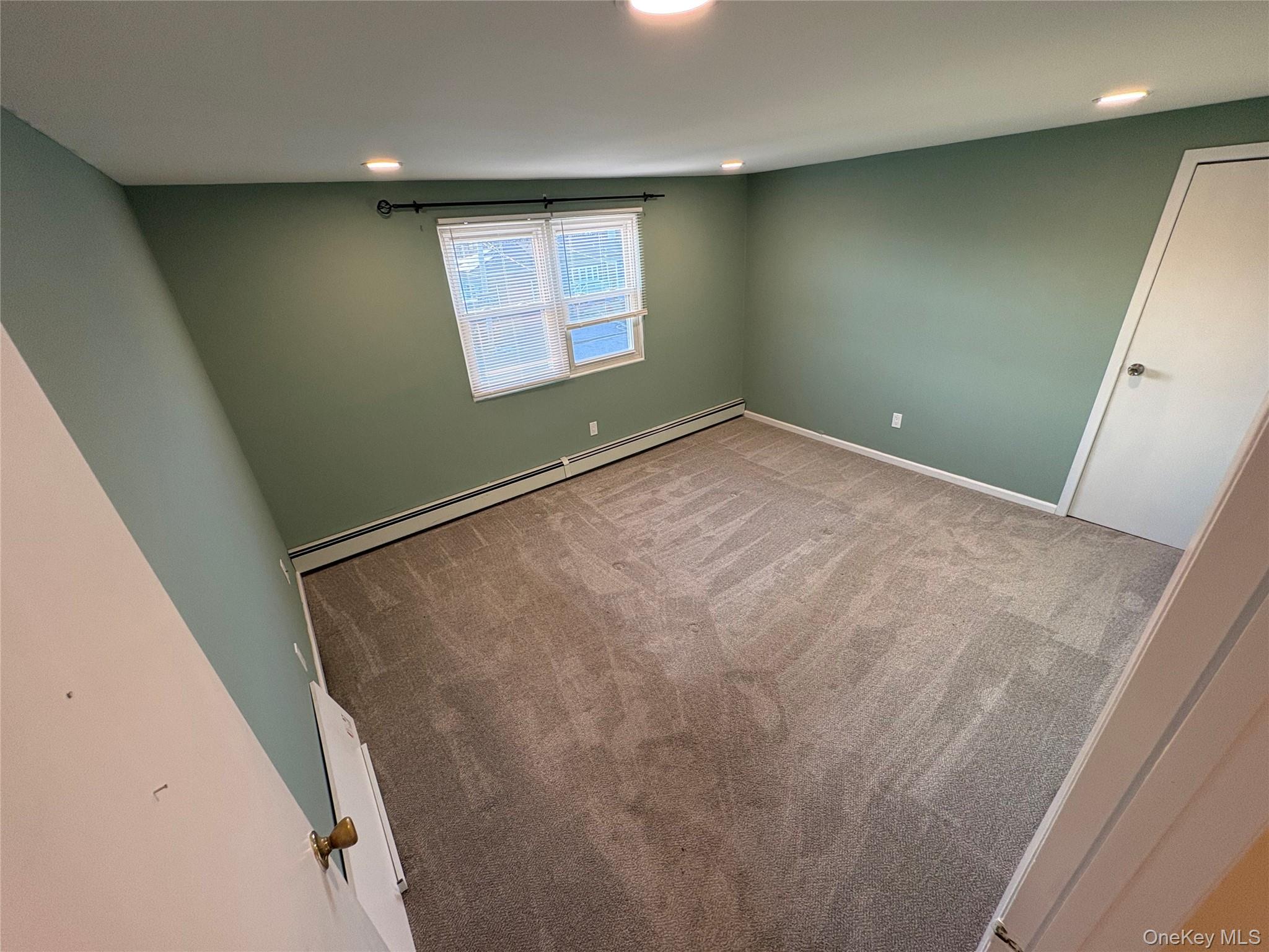 385 West Drive, Copiague, NY 11726