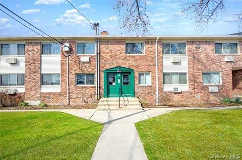 2453 Union Boulevard # Apt 21B, Islip, NY 11751
