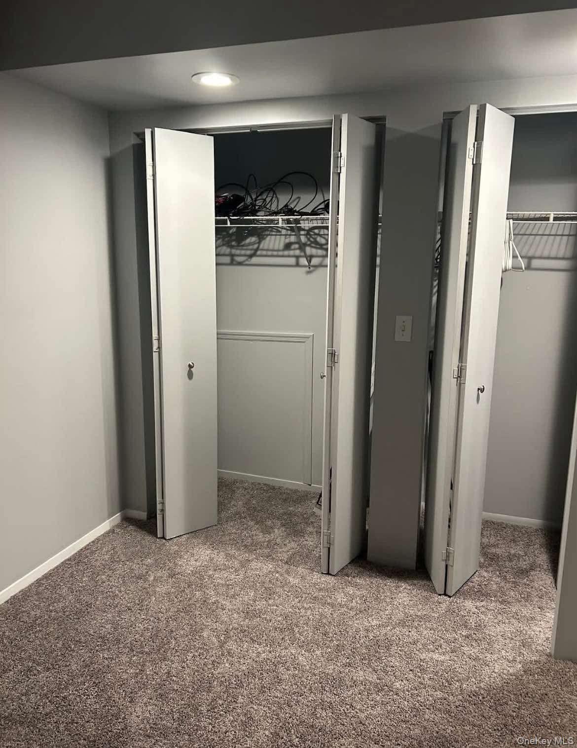 5 Whitney Lane, Coram, NY 11727