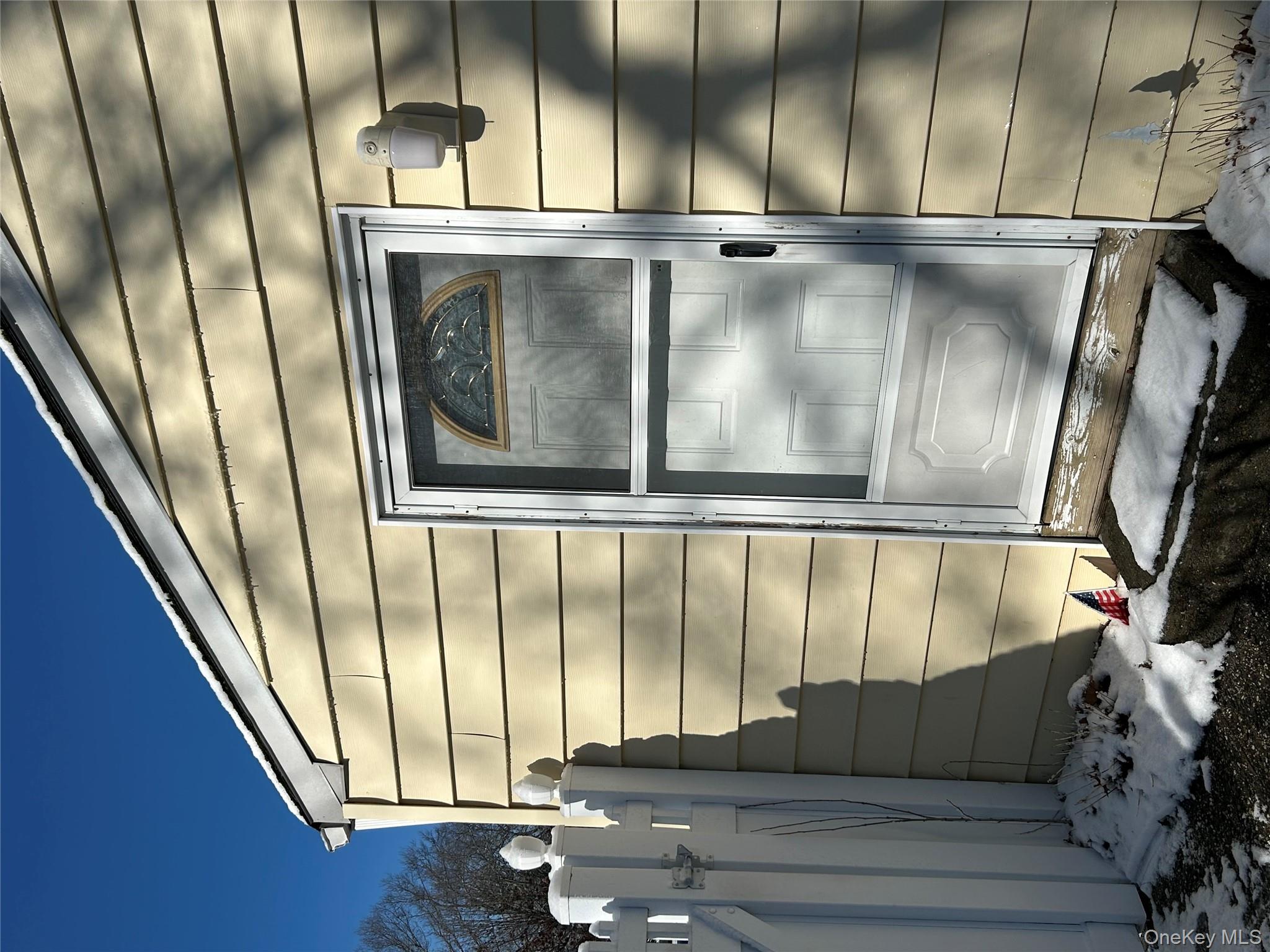 5 Whitney Lane, Coram, NY 11727