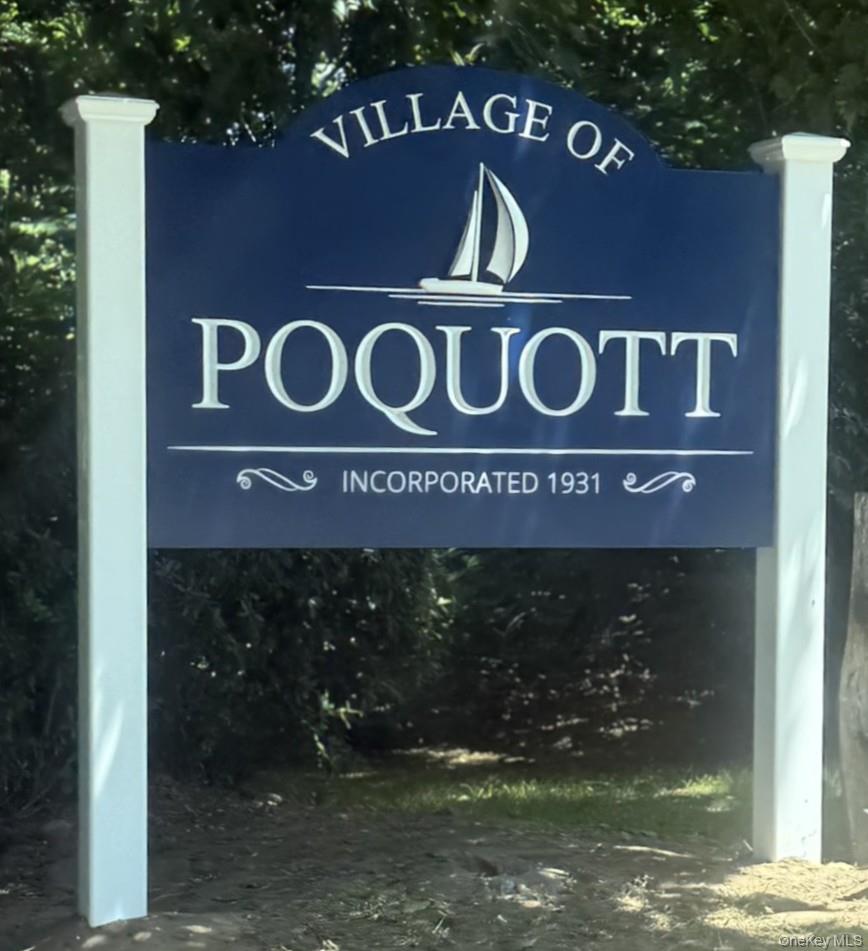 2 Walnut Avenue, Setauket, NY 11733