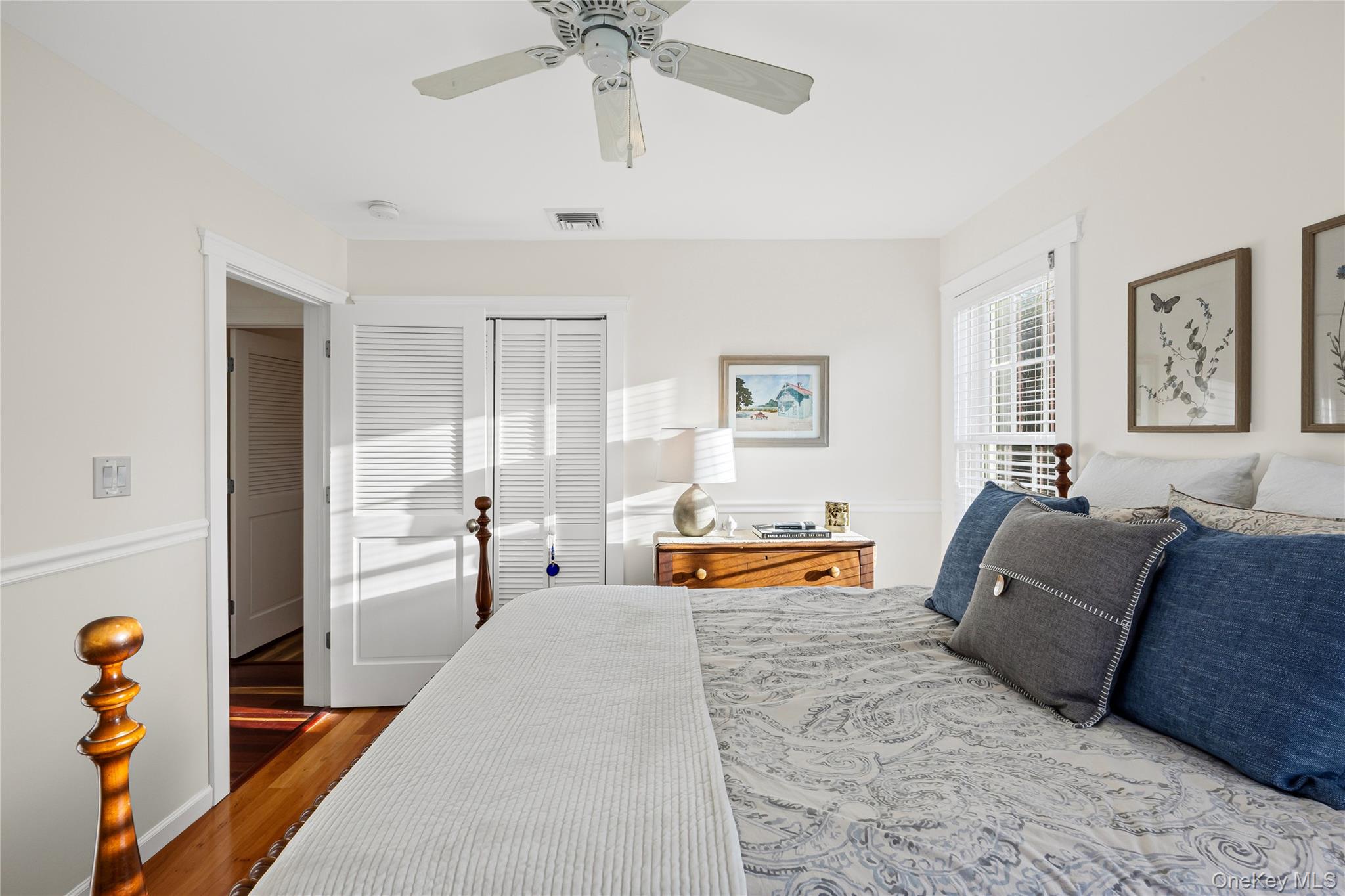 2 Walnut Avenue, Setauket, NY 11733