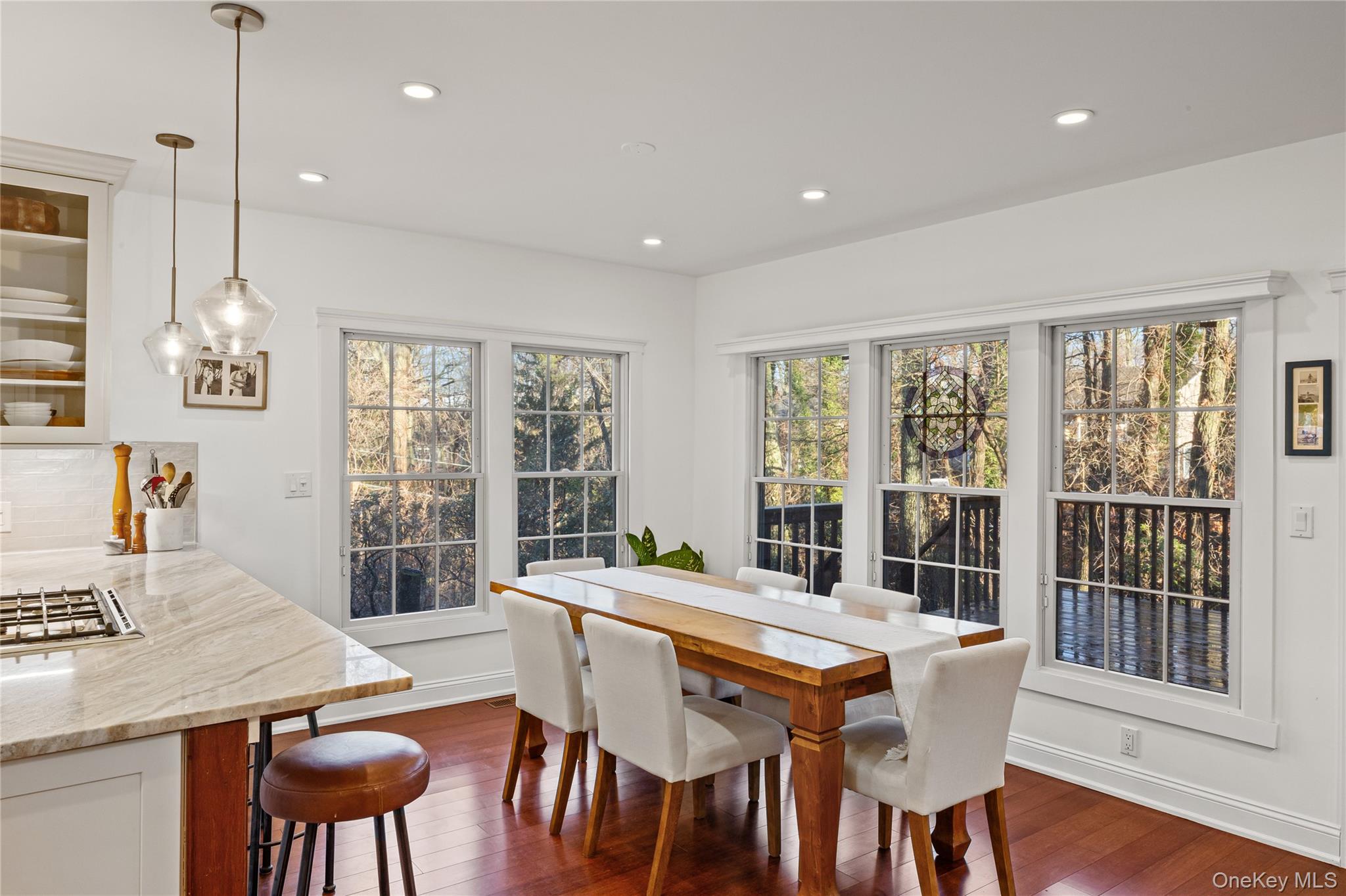 2 Walnut Avenue, Setauket, NY 11733