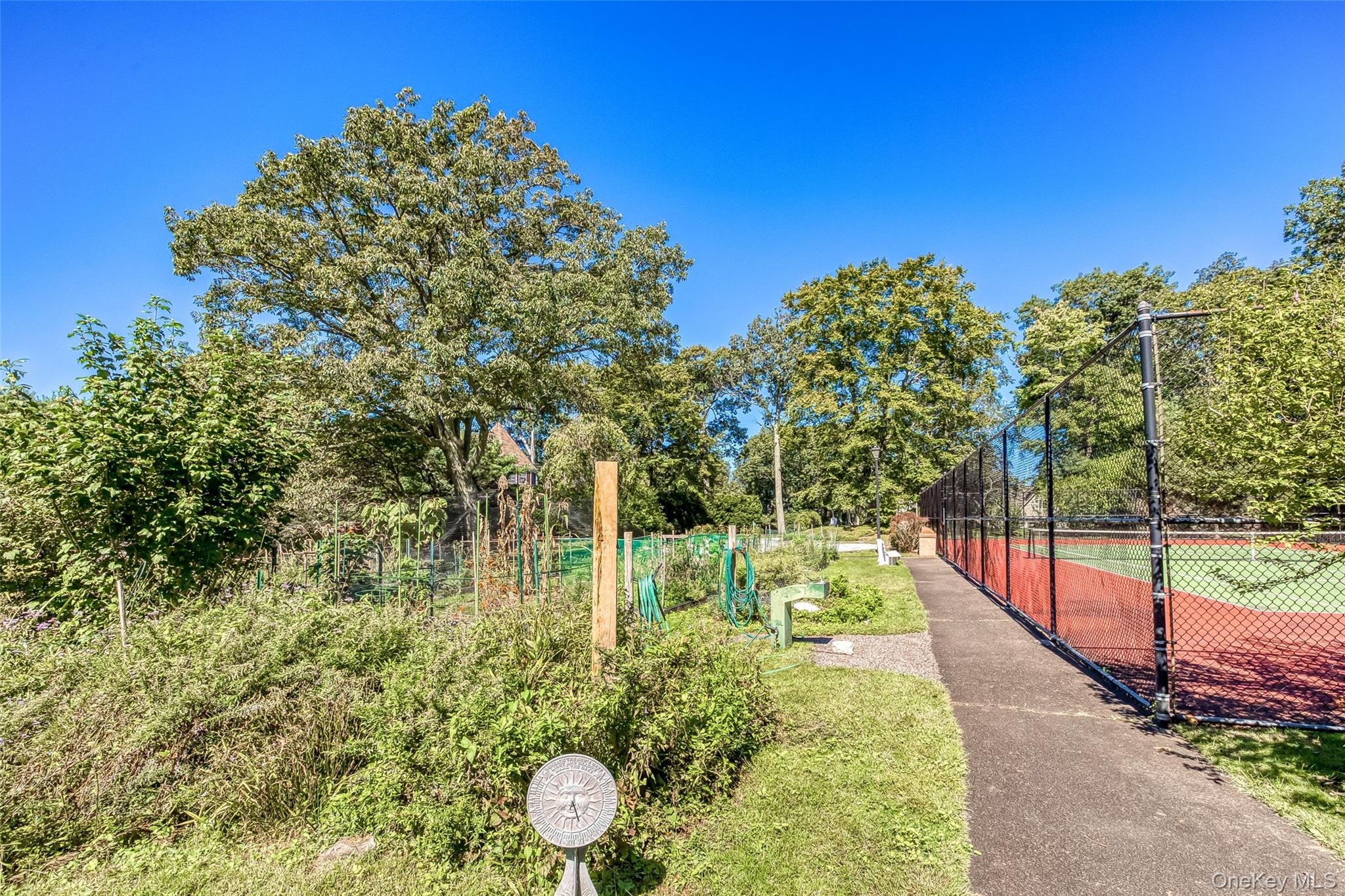 2 Walnut Avenue, Setauket, NY 11733