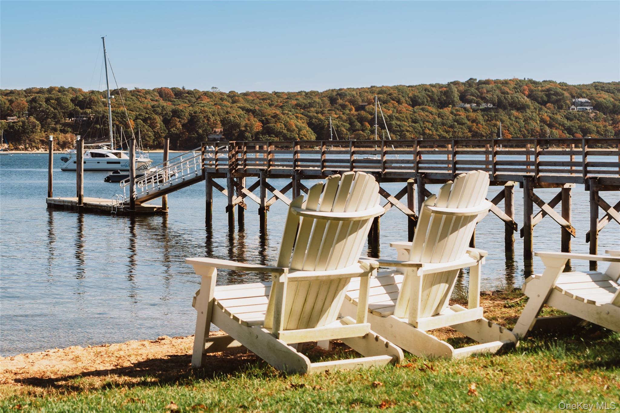 2 Walnut Avenue, Setauket, NY 11733