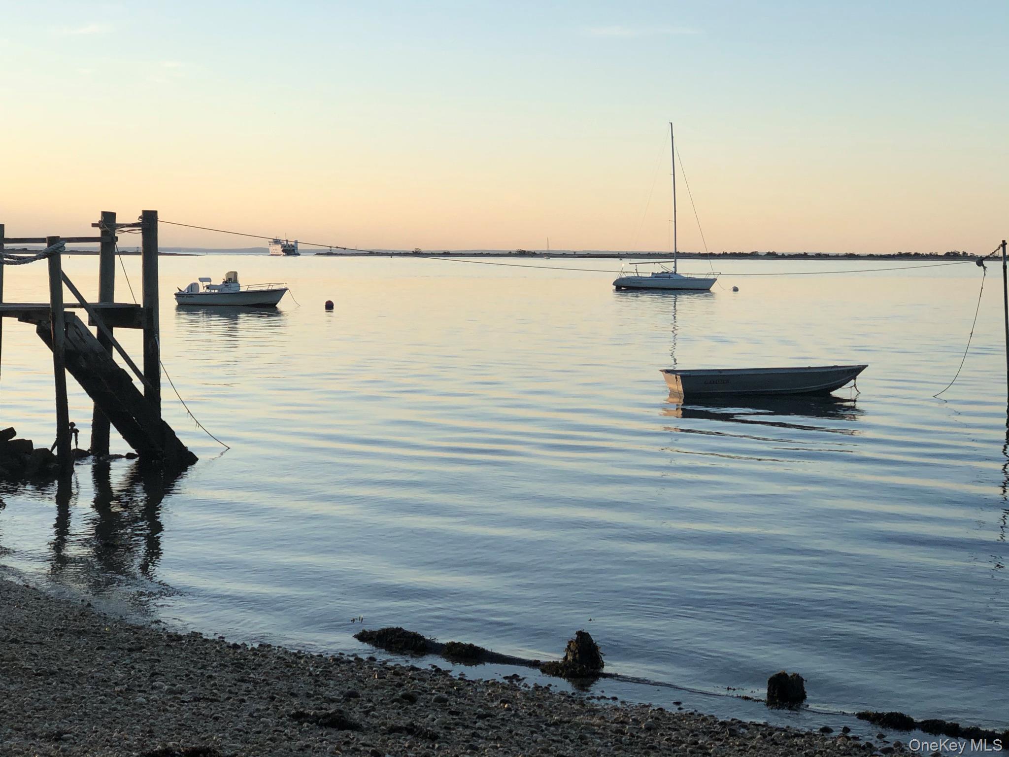 2 Walnut Avenue, Setauket, NY 11733