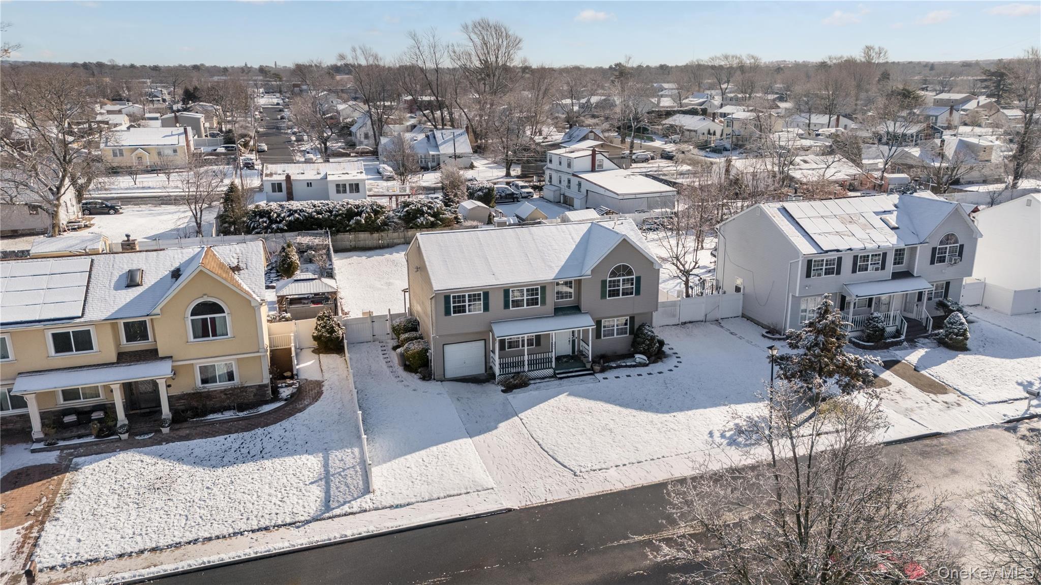 1805 Carleton Avenue, Bay Shore, NY 11706