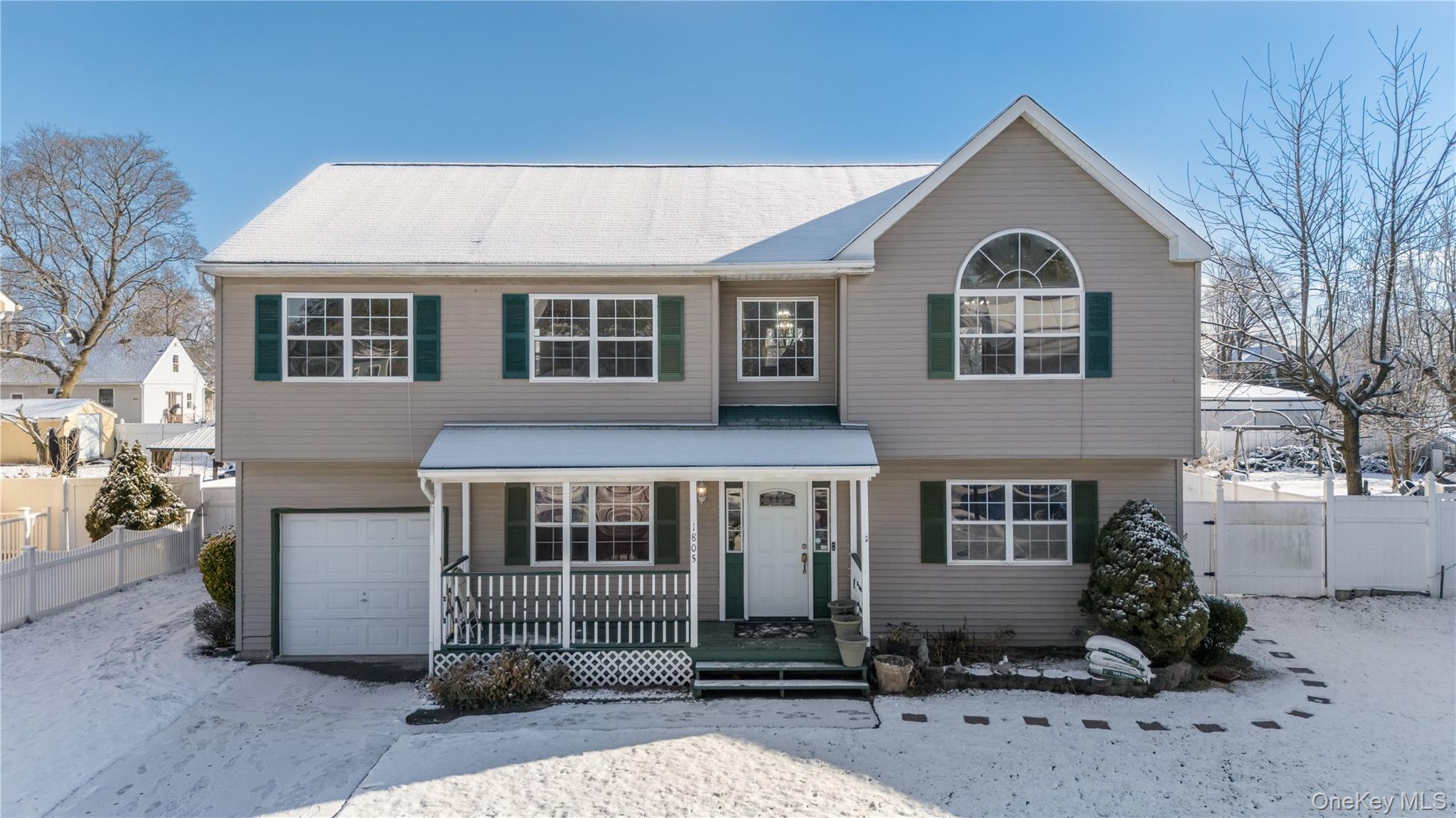 1805 Carleton Avenue, Bay Shore, NY 11706