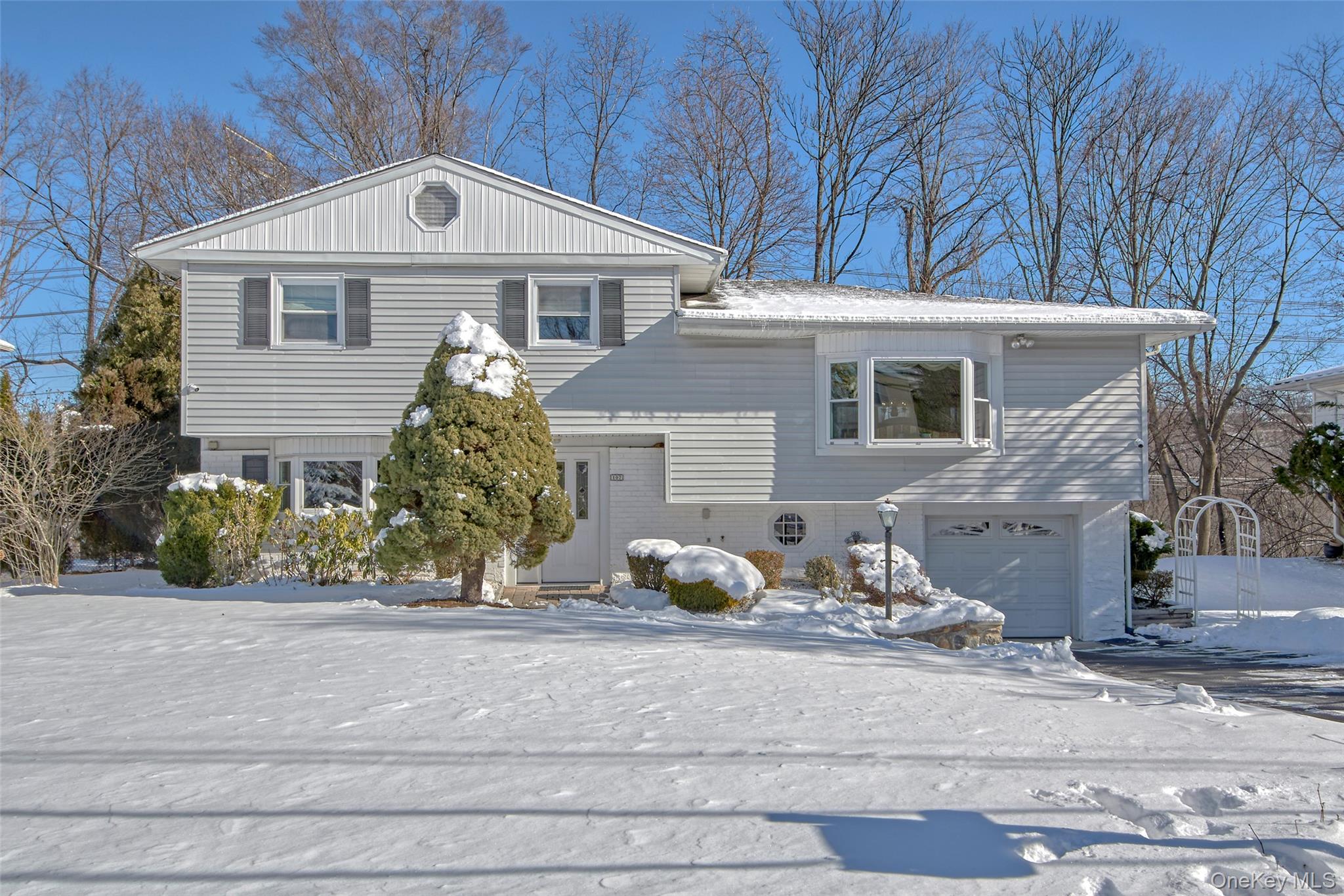 107 Parkview Road, Elmsford, NY 10523