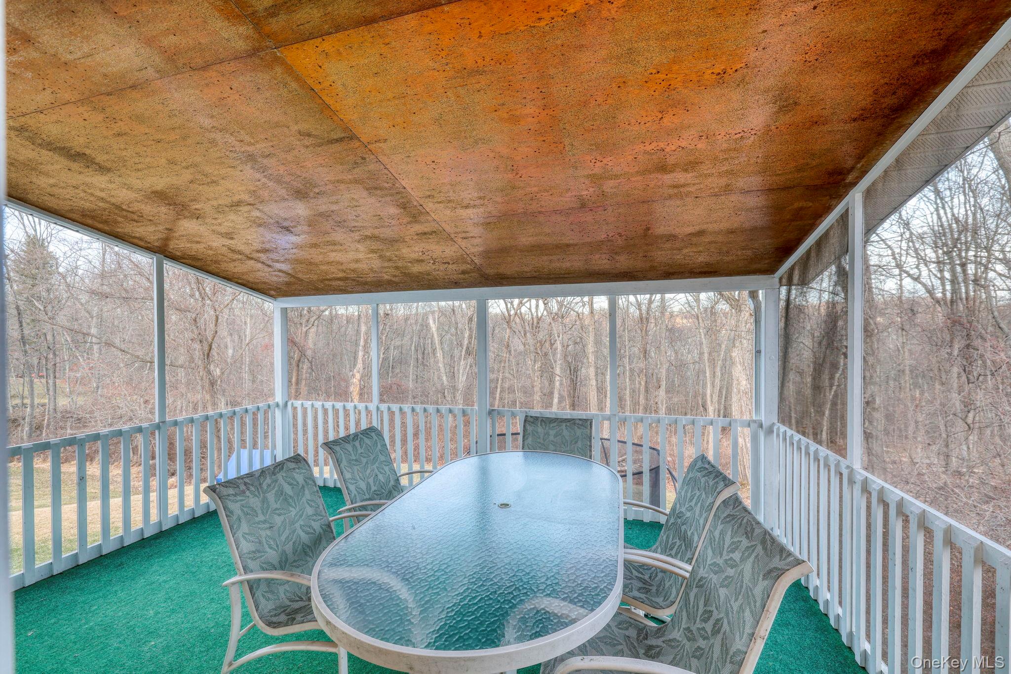 19 Eastwood Rd, Danbury, NY 06811