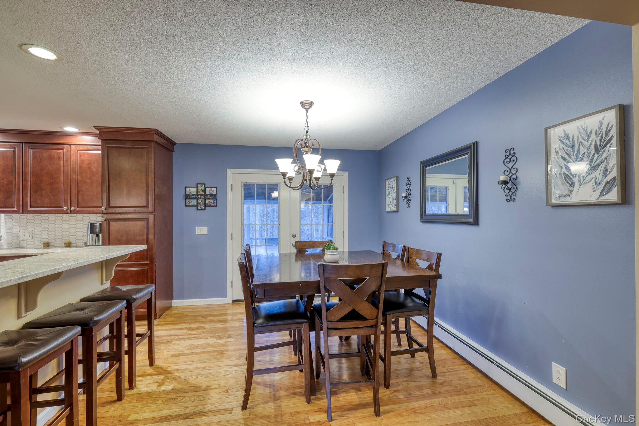 19 Eastwood Rd, Danbury, NY 06811