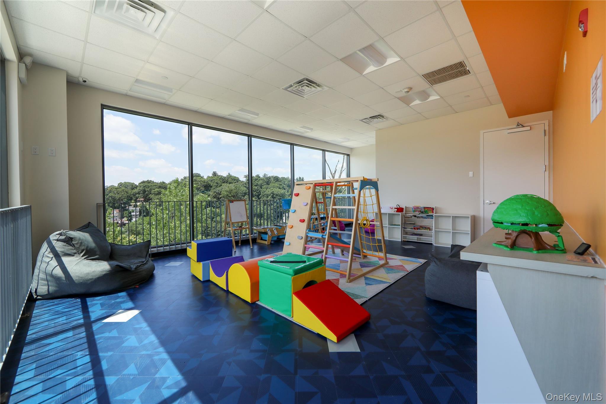 701 Ridge Hill # 11L, Yonkers, NY 10710