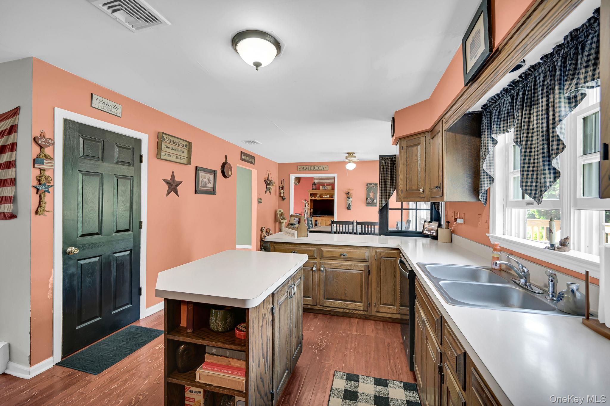 28 Brady Road, Warwick, NY 10990