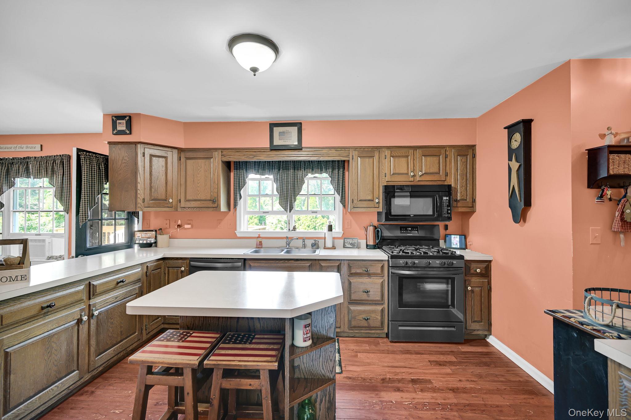 28 Brady Road, Warwick, NY 10990