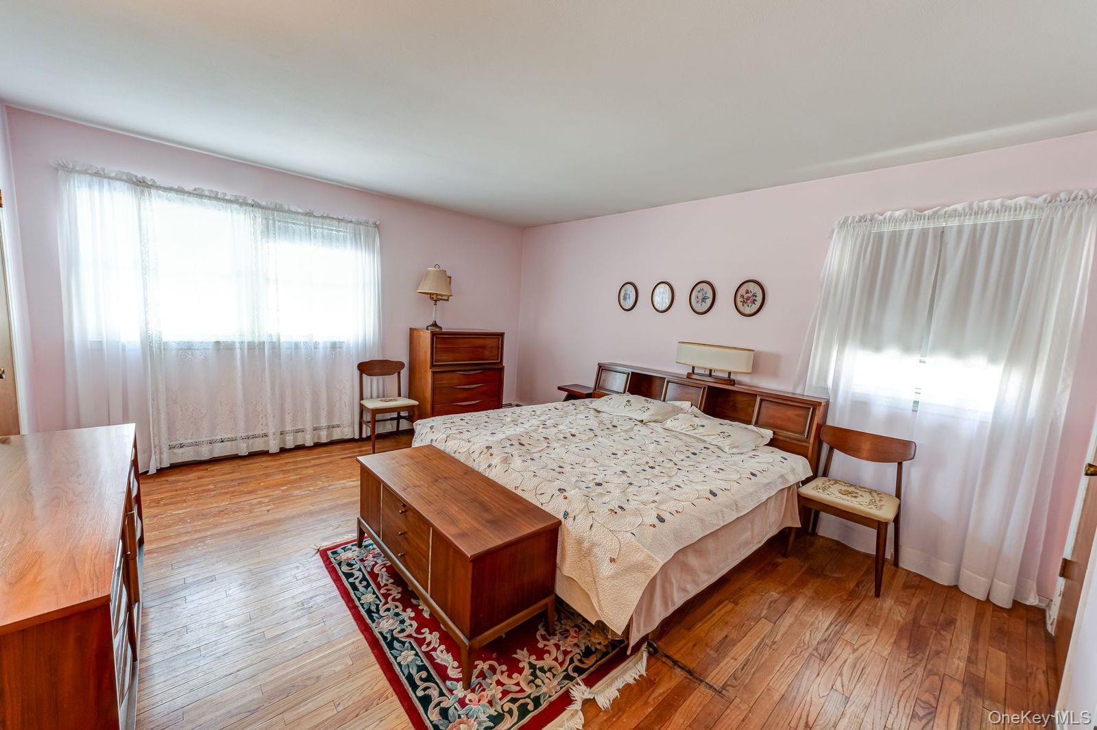 46 Crestwood Drive, Huntington Station, NY 11746