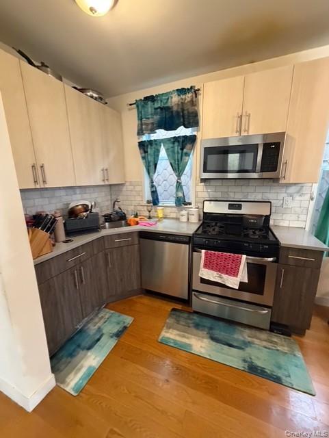 1822 Hunt Avenue, Bronx, NY 10462