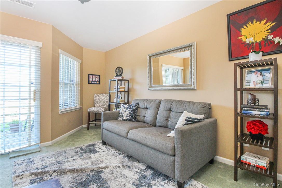 213 Waterside Close, Peekskill, NY 10566